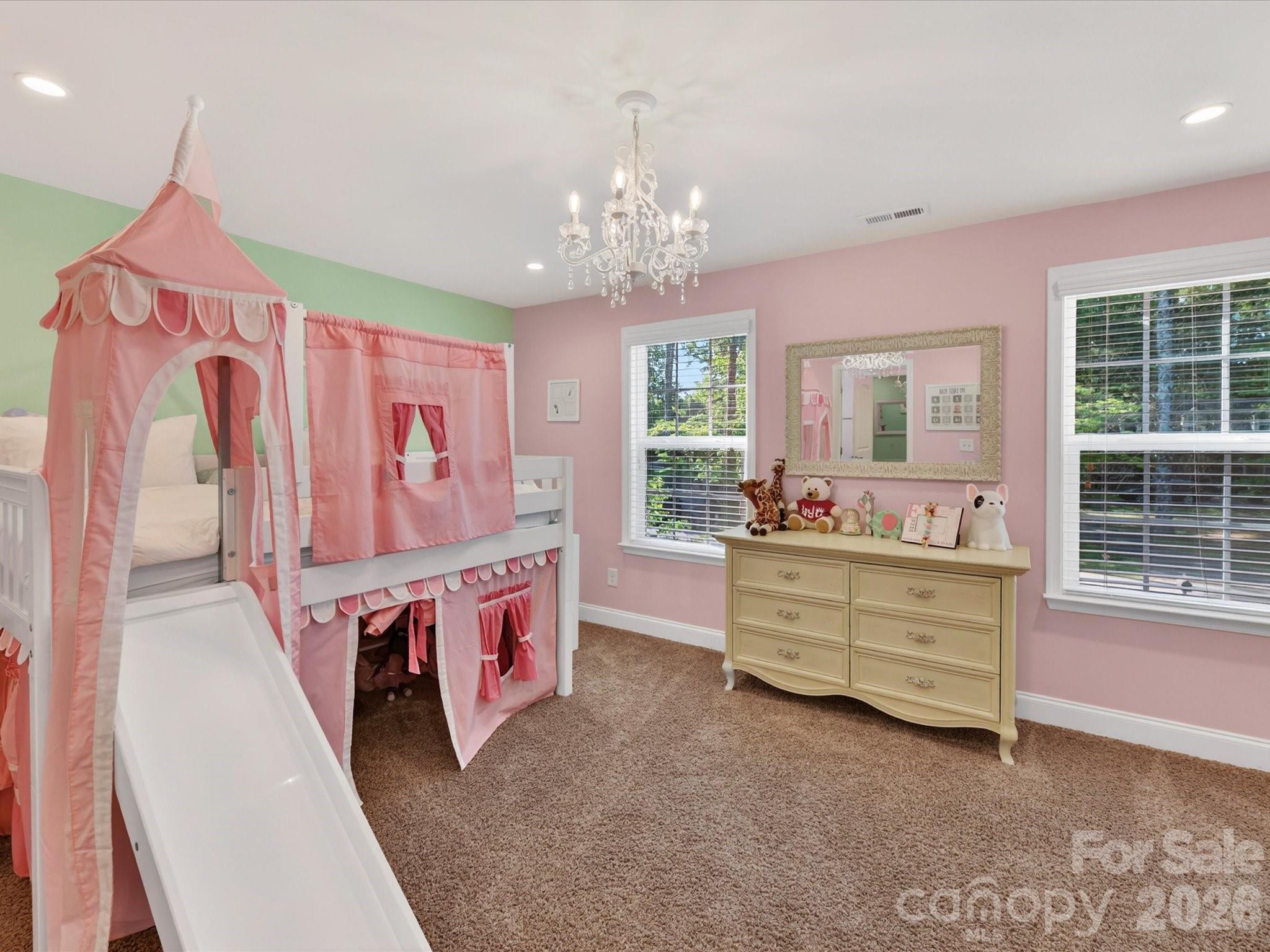 113 Hillandale Road — Charlotte
