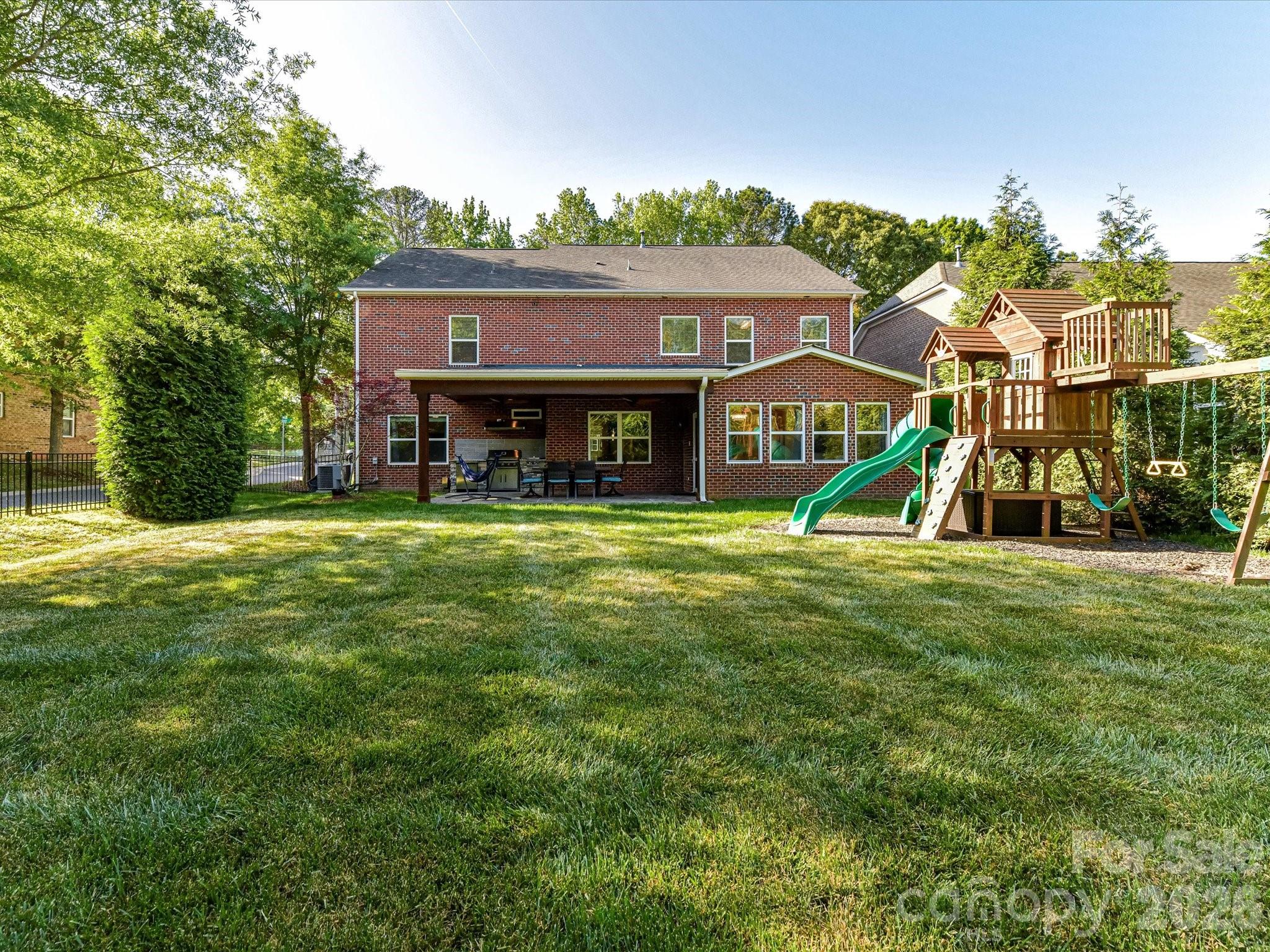 113 Hillandale Road — Charlotte