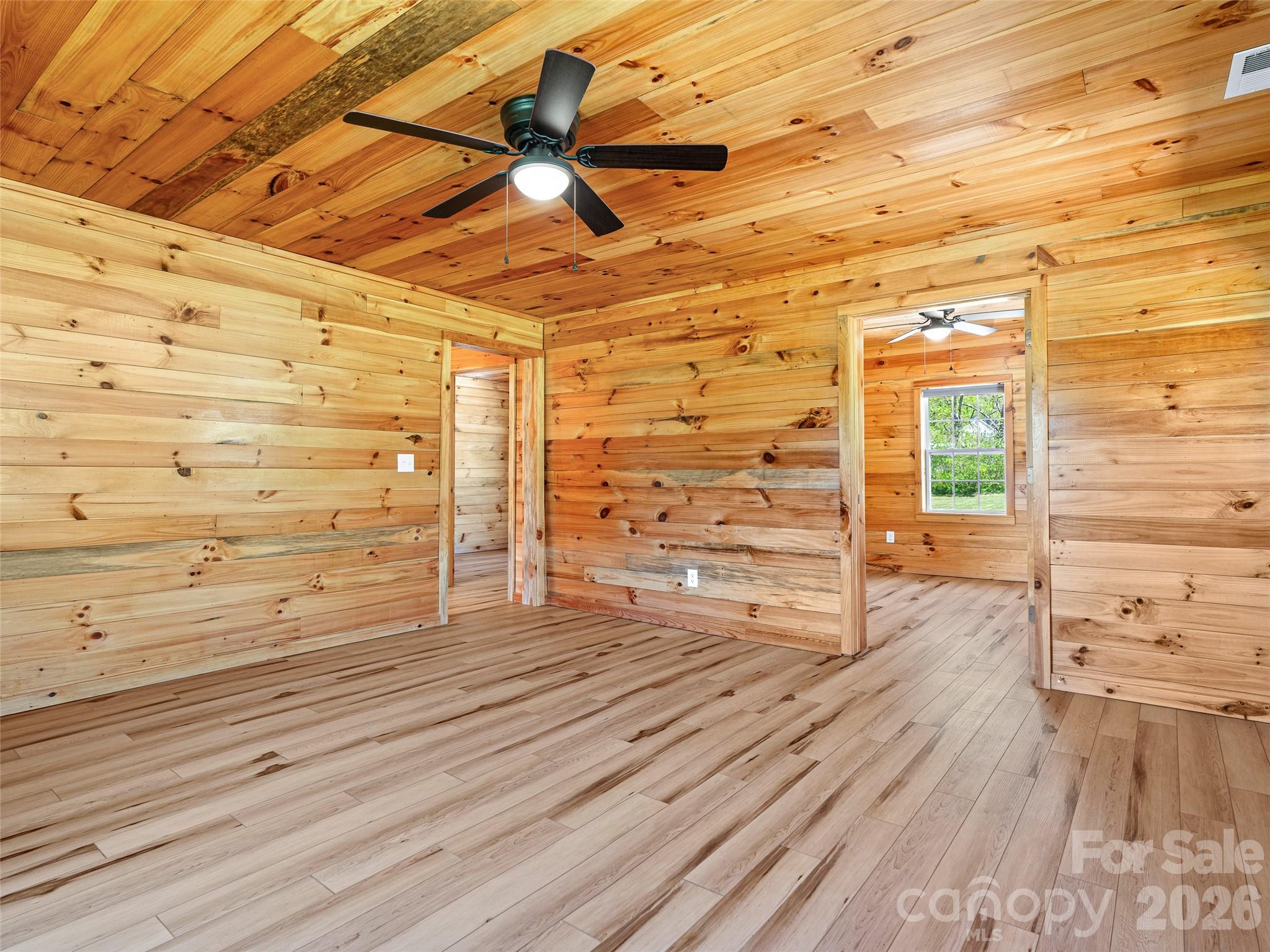 5881 US 23 Highway — Mars Hill