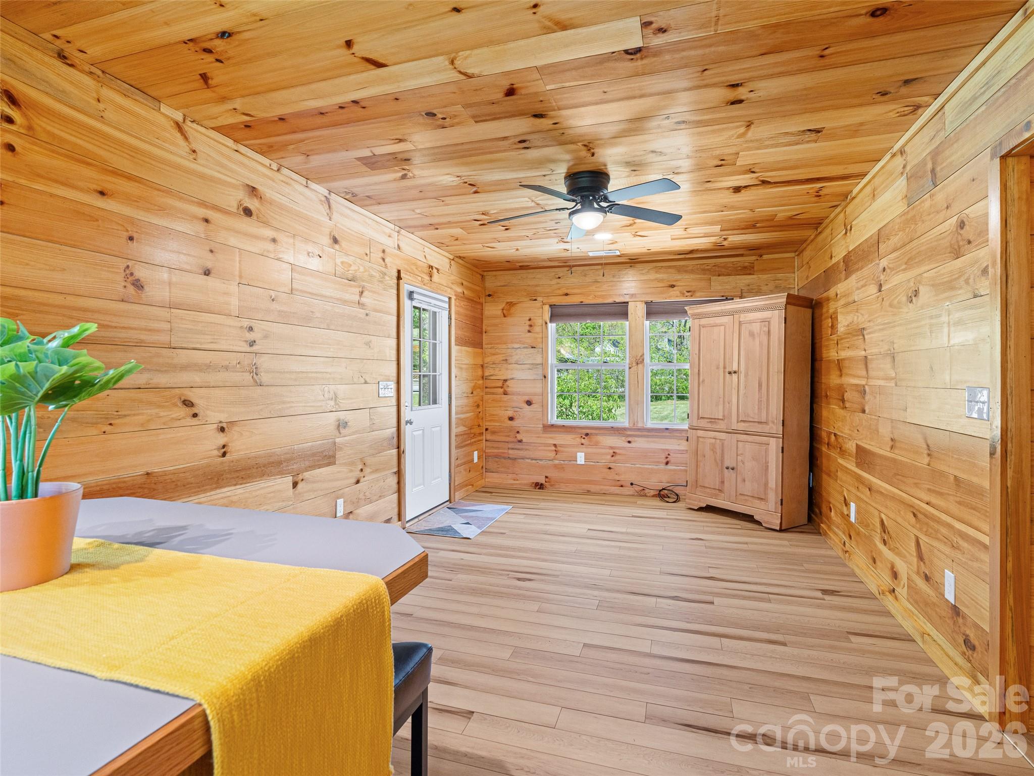 5881 US 23 Highway — Mars Hill
