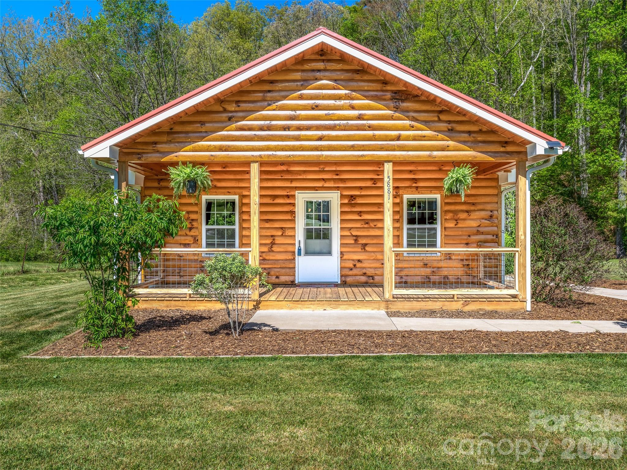 5881 US 23 Highway — Mars Hill