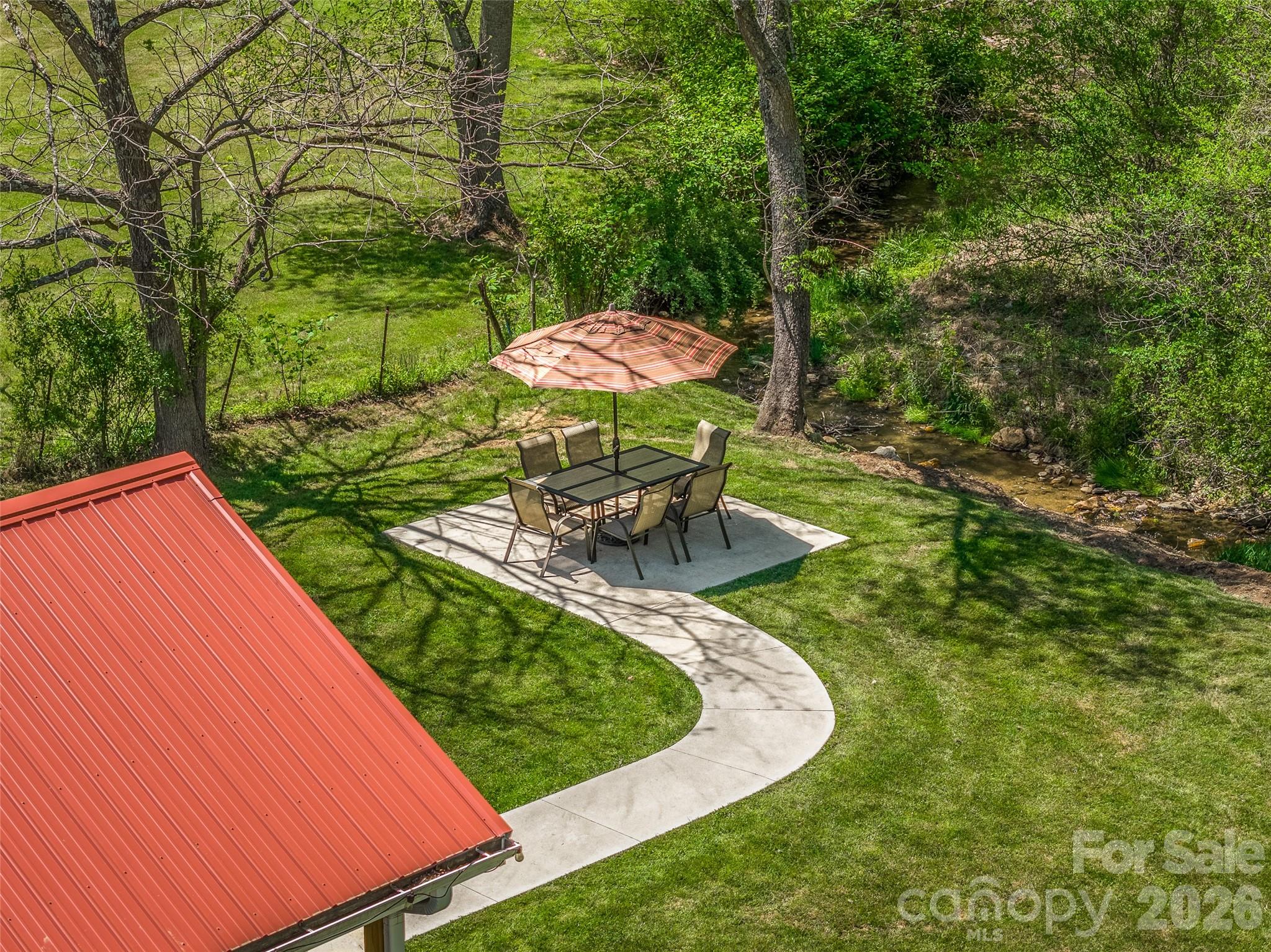 5881 US 23 Highway — Mars Hill