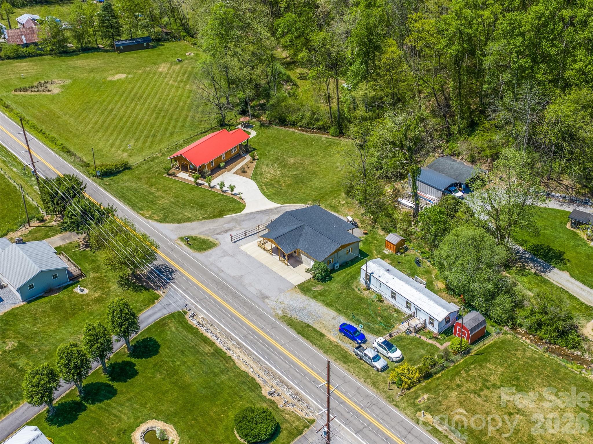 5881 US 23 Highway — Mars Hill