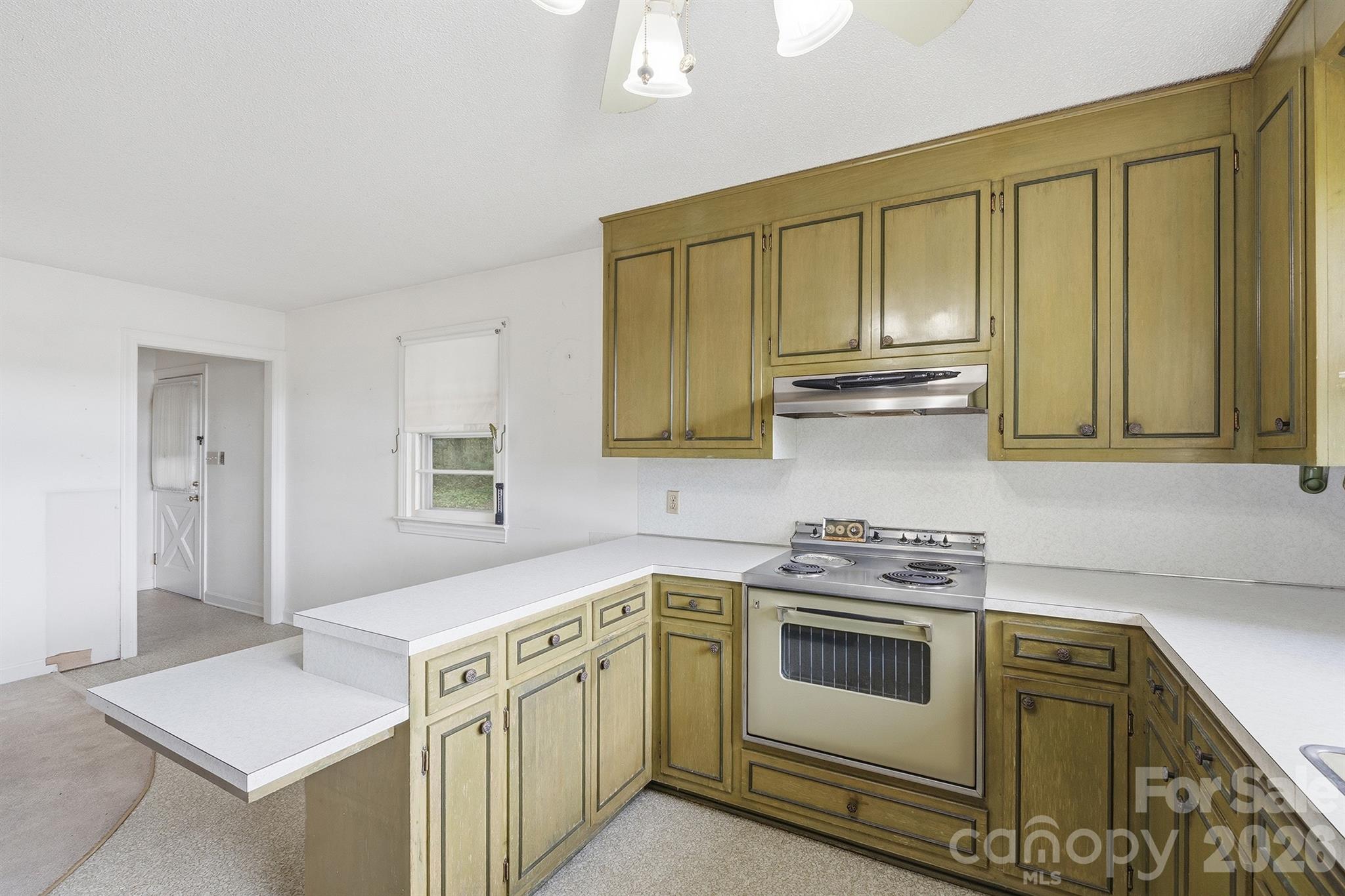 4543 Hickory Boulevard — Granite Falls