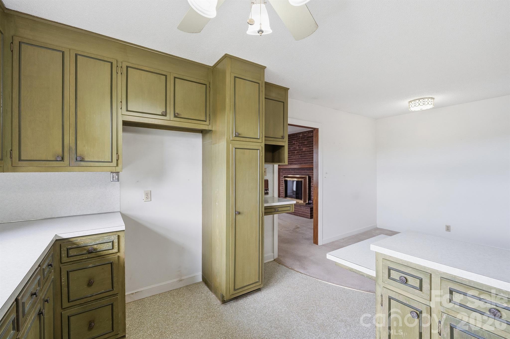 4543 Hickory Boulevard — Granite Falls