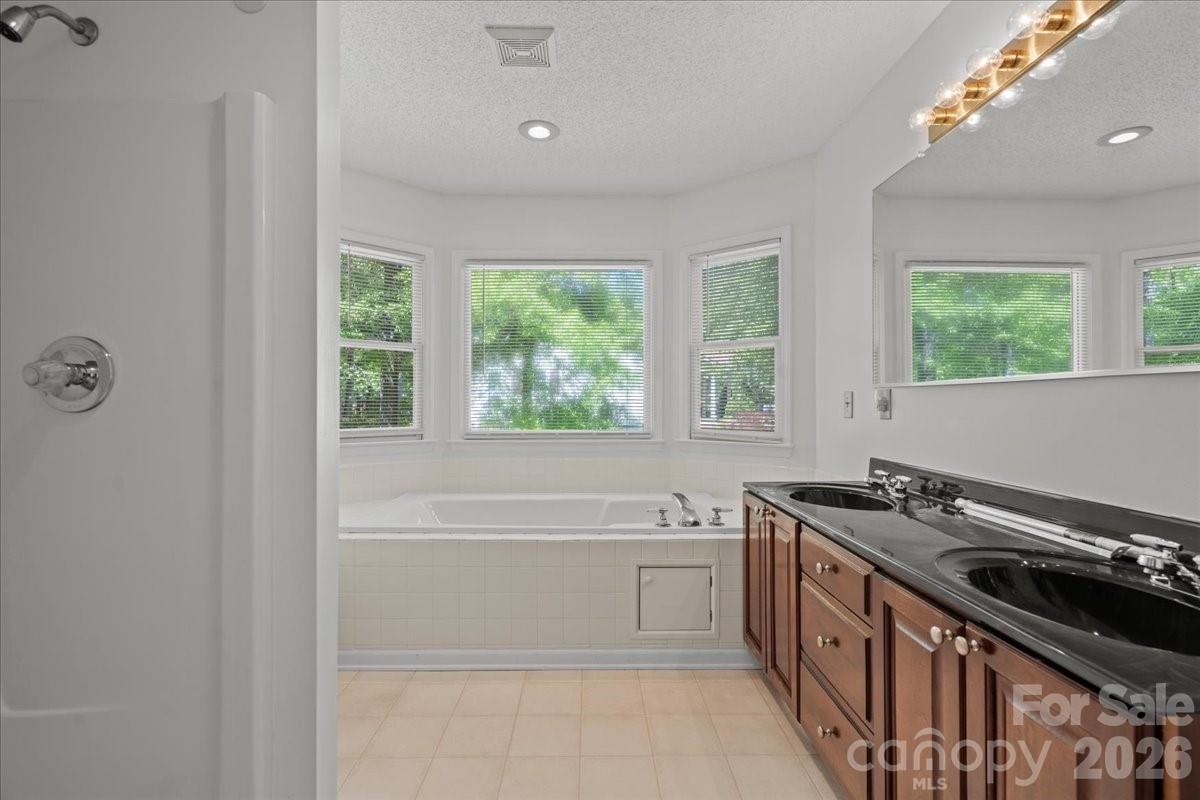 570 Coach Road — Cheraw