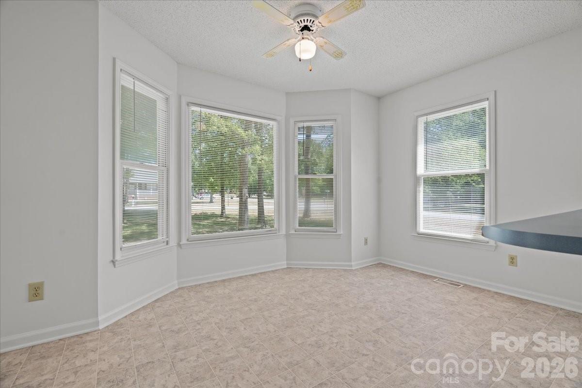570 Coach Road — Cheraw