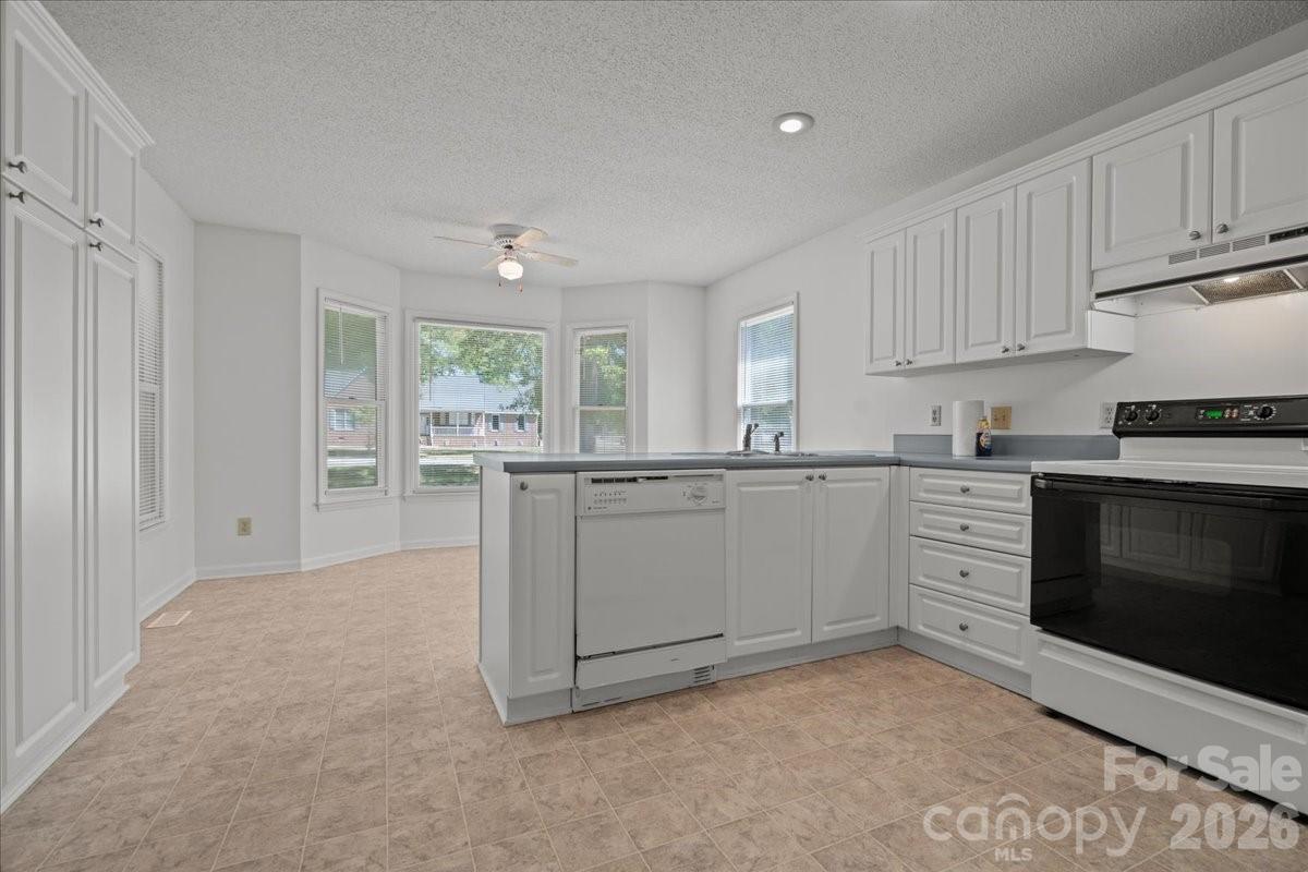 570 Coach Road — Cheraw