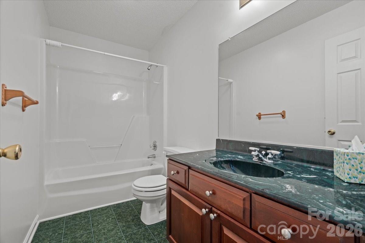 570 Coach Road — Cheraw