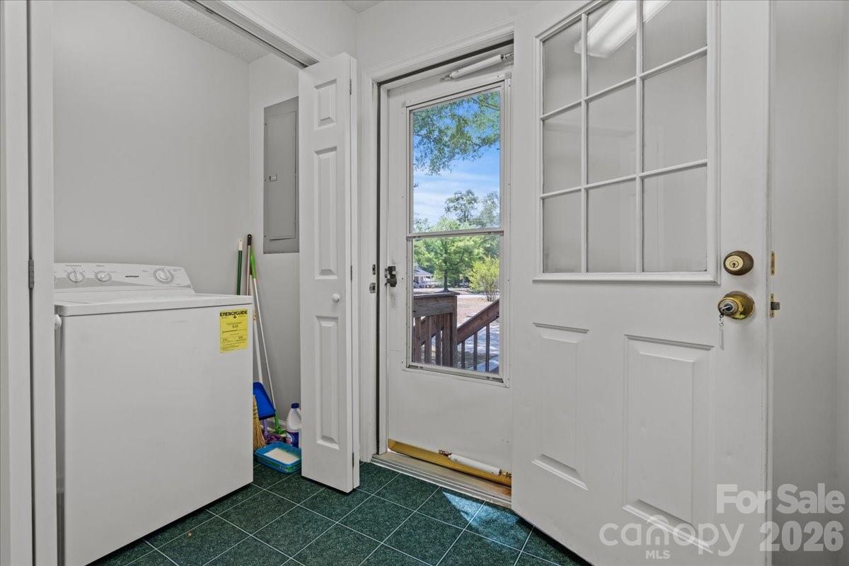 570 Coach Road — Cheraw