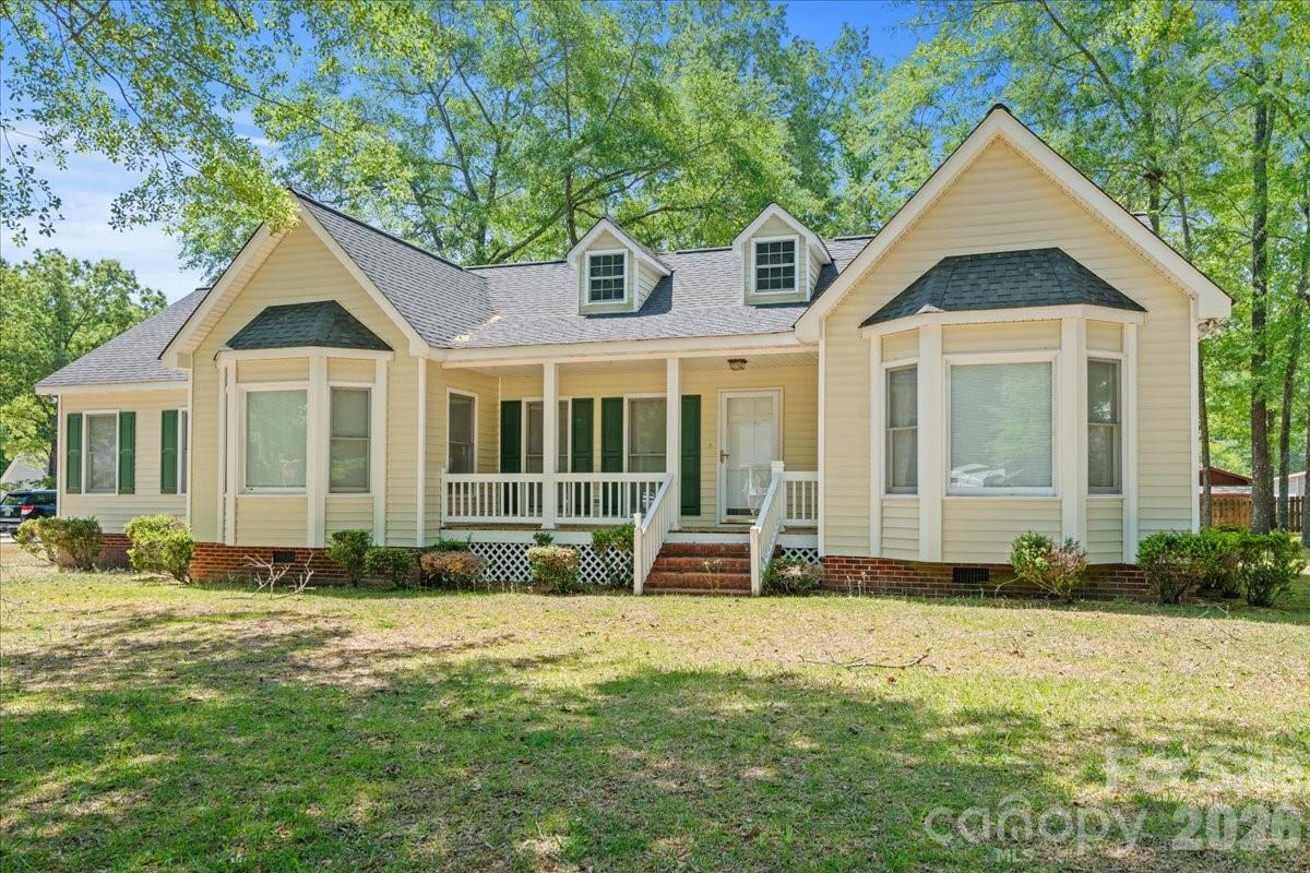 570 Coach Road — Cheraw