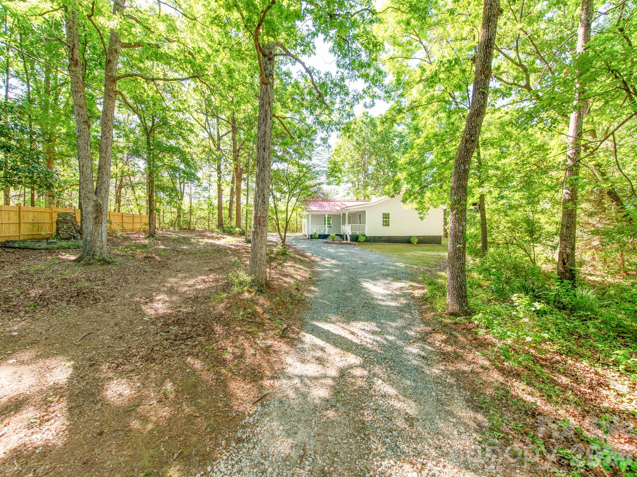 2124 Shoal Road — Lincolnton