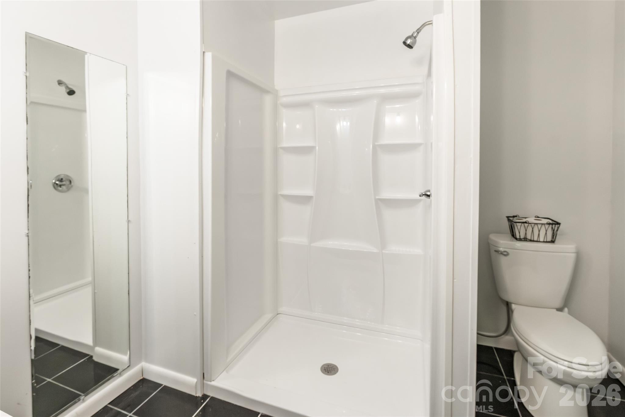 513 Mountainbrook Road — Lancaster