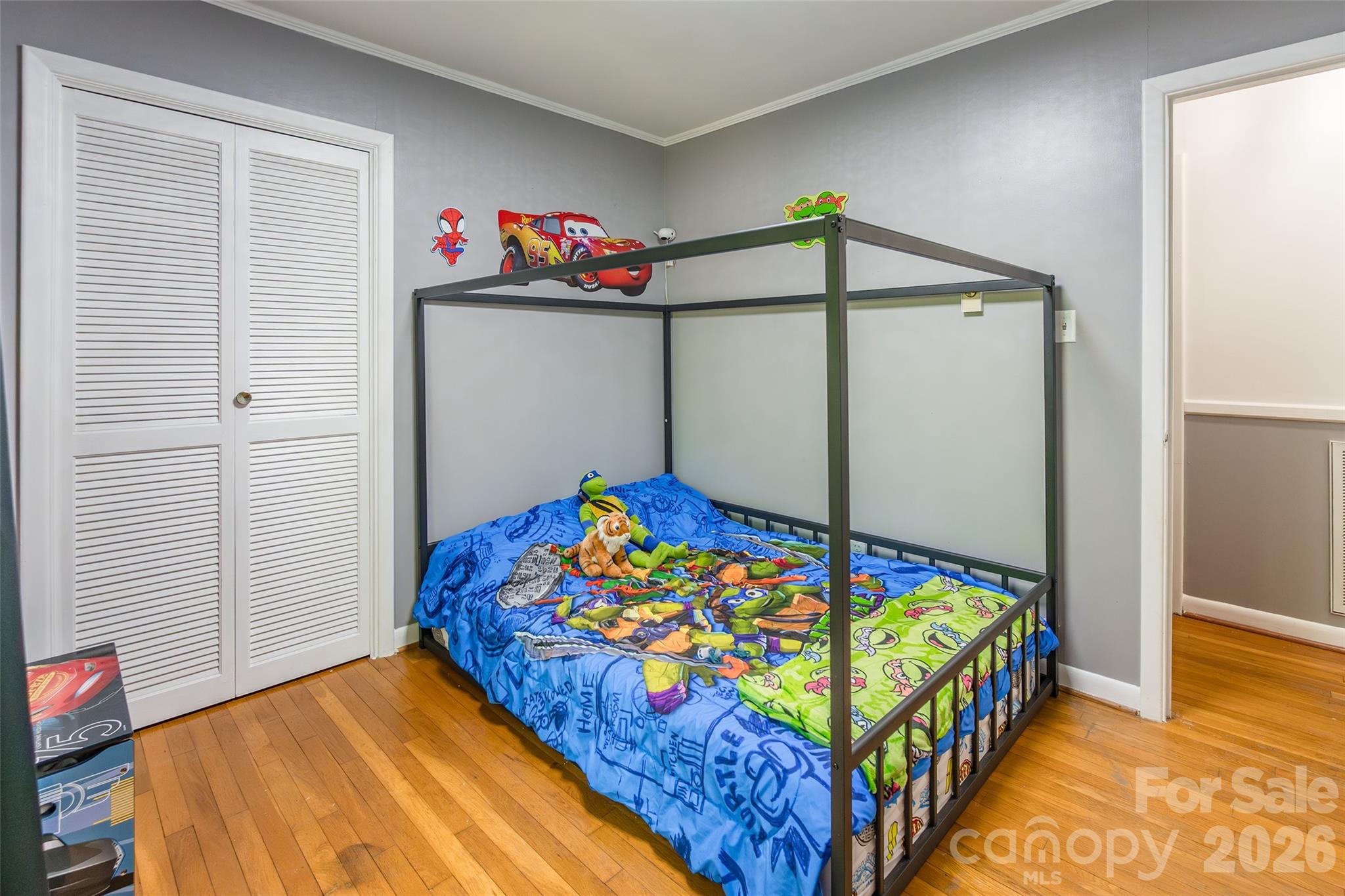 513 Mountainbrook Road — Lancaster