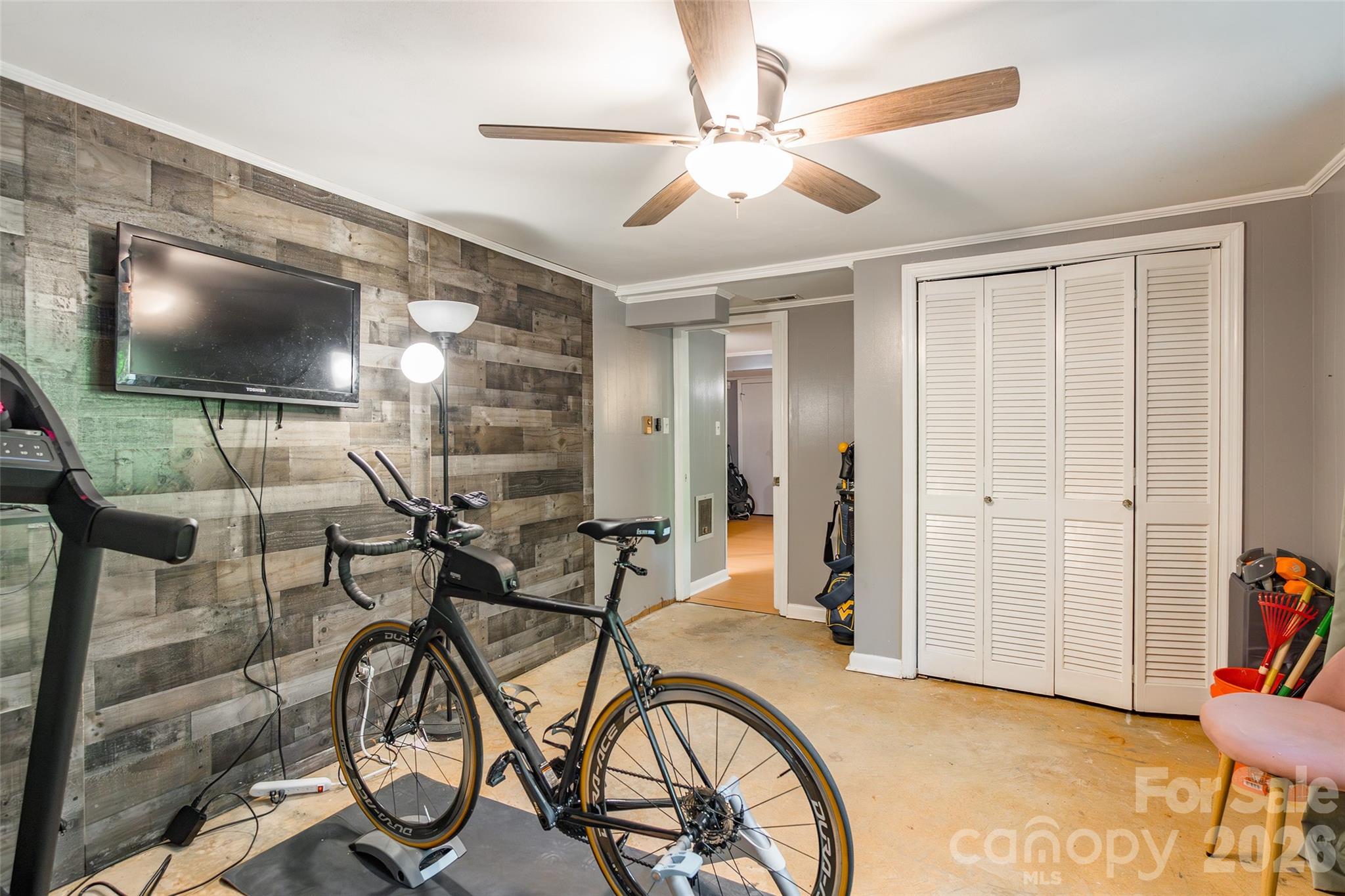 513 Mountainbrook Road — Lancaster