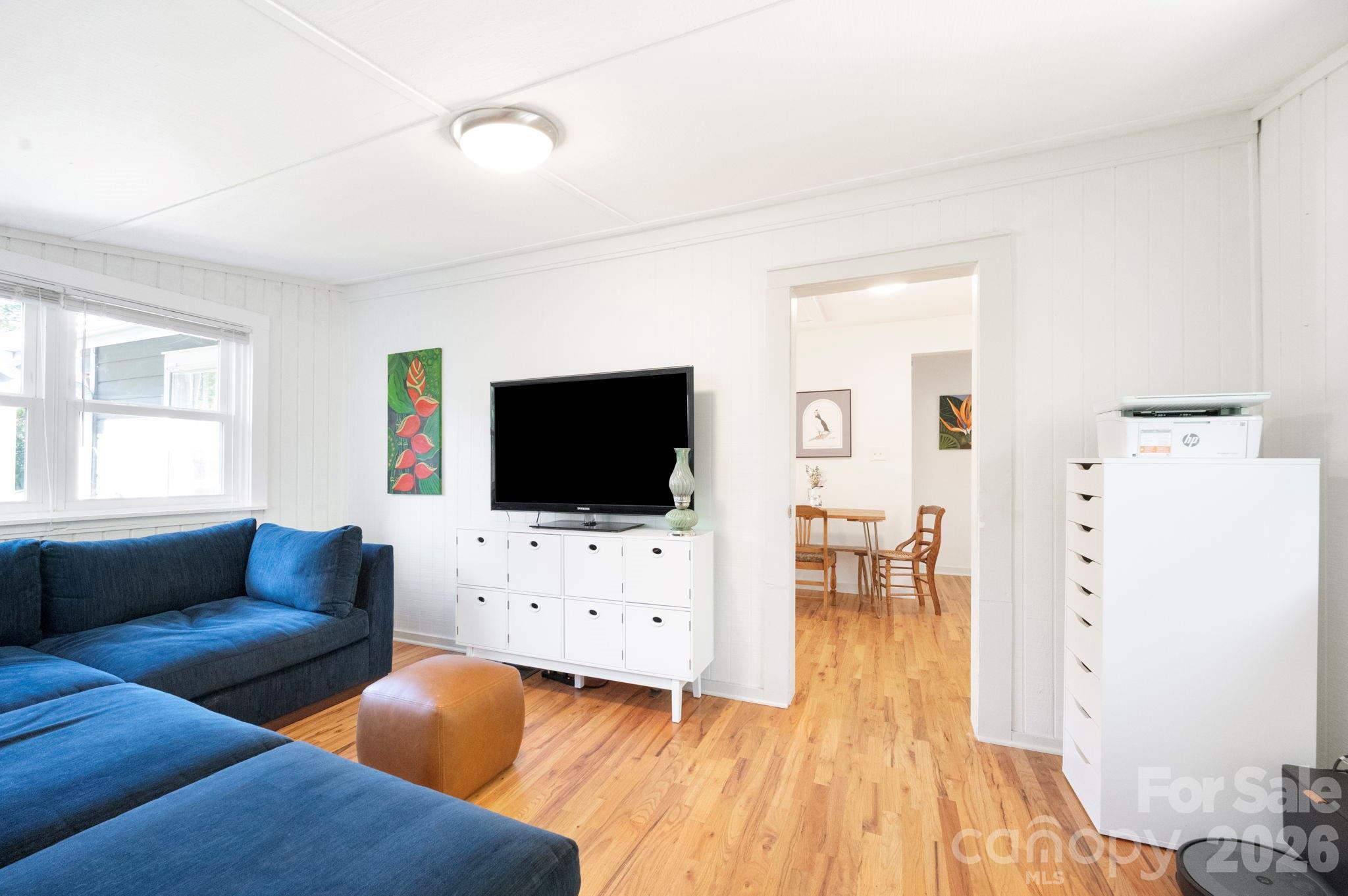 110 Le An Hurst Road — Asheville