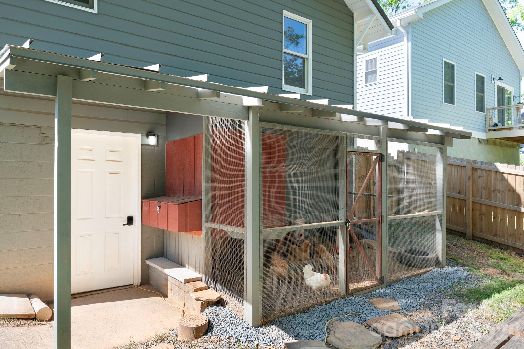 110 Le An Hurst Road — Asheville