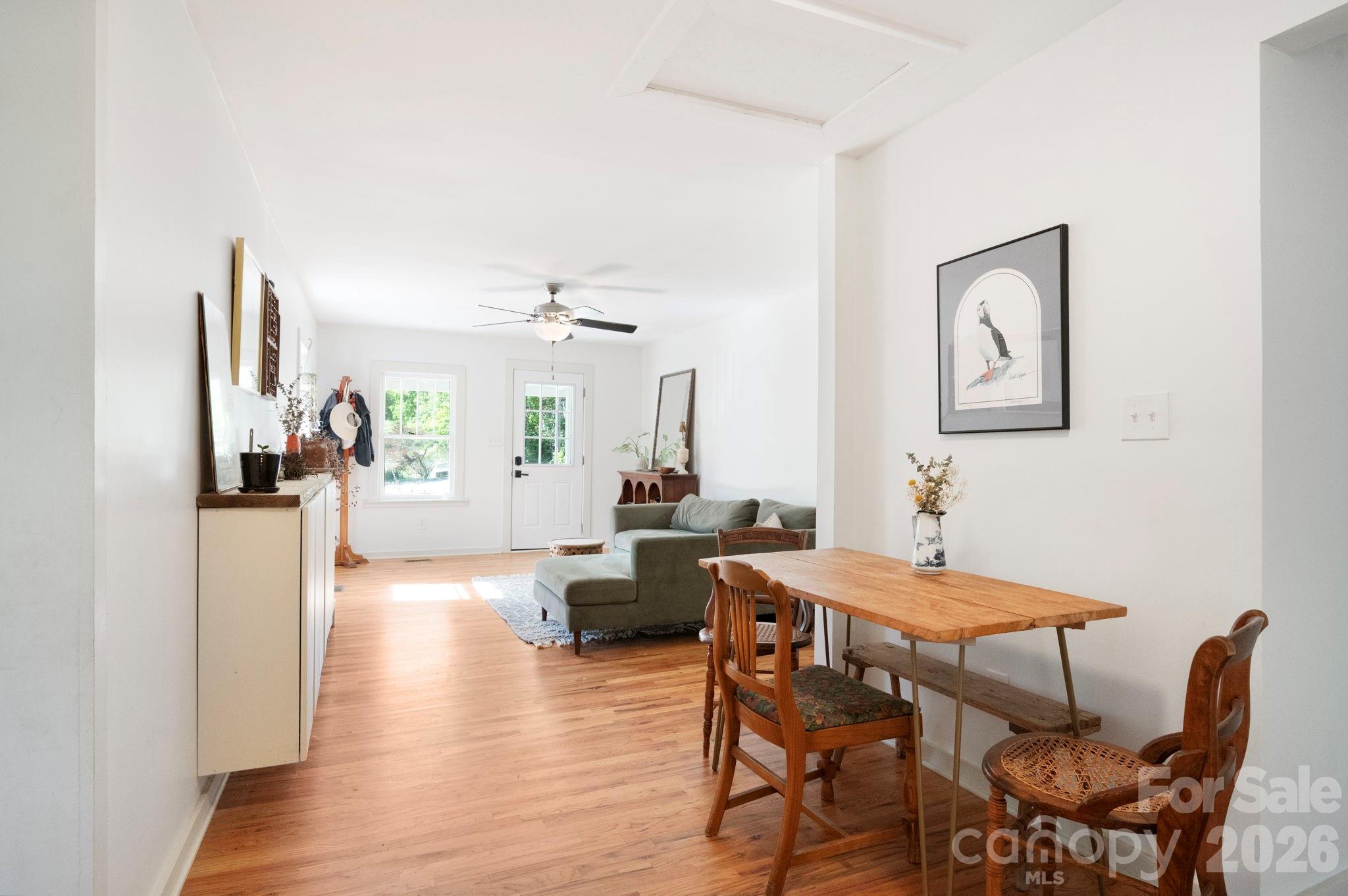 110 Le An Hurst Road — Asheville