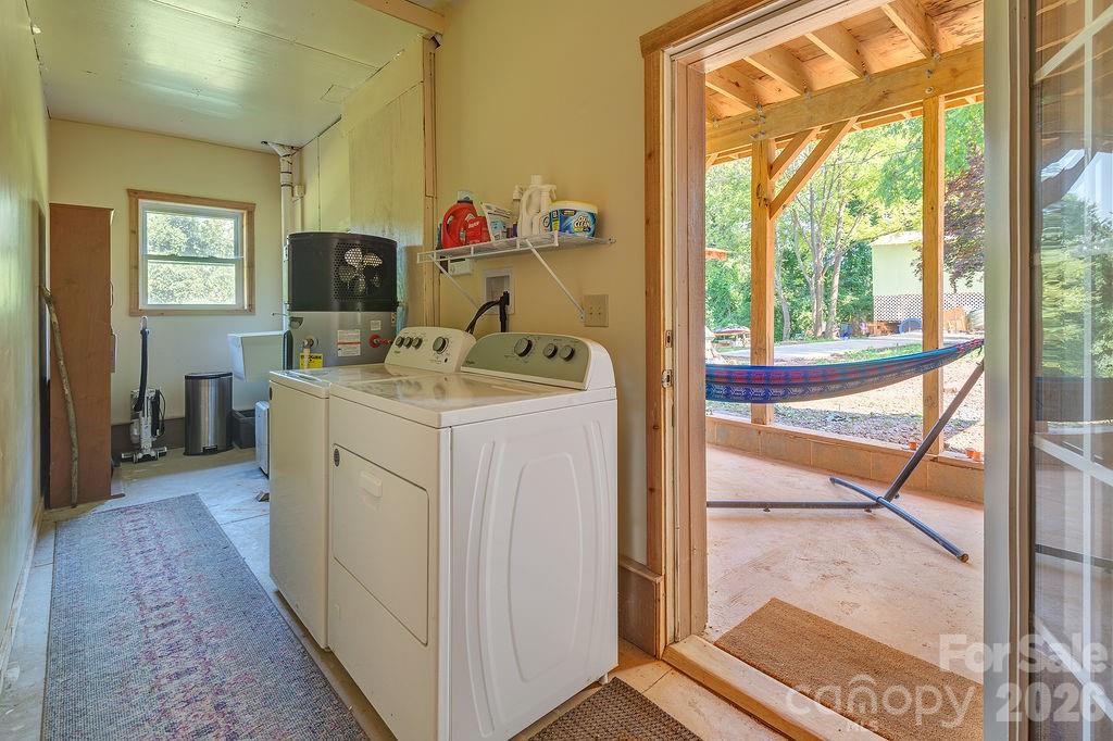 153 Vinewood Circle — Asheville