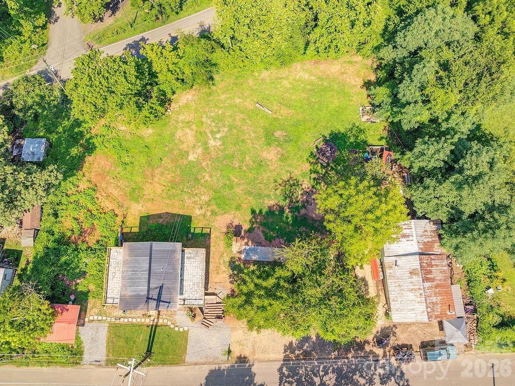 153 Vinewood Circle — Asheville