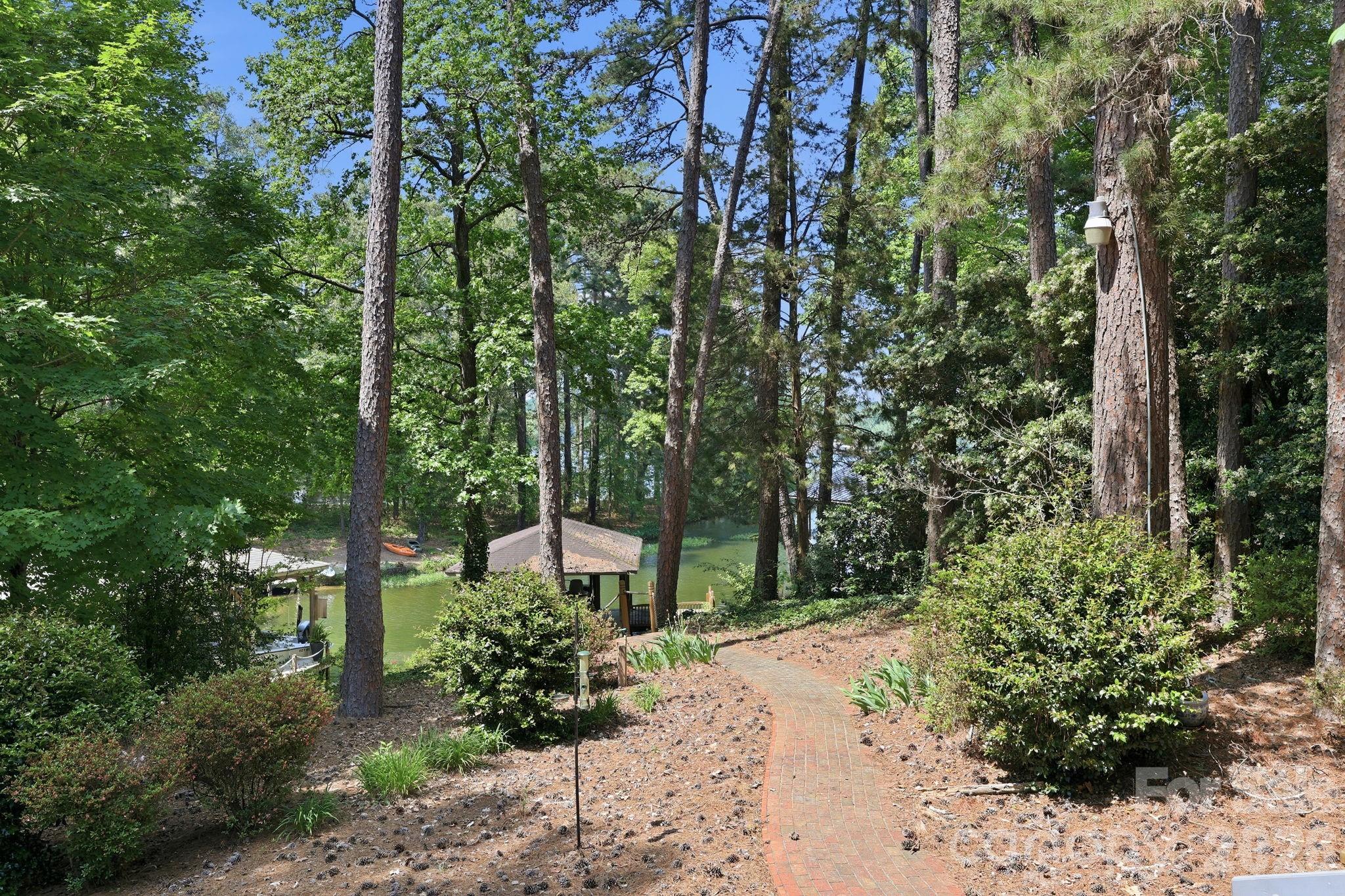 16311 Croatan Court #124 — Norwood