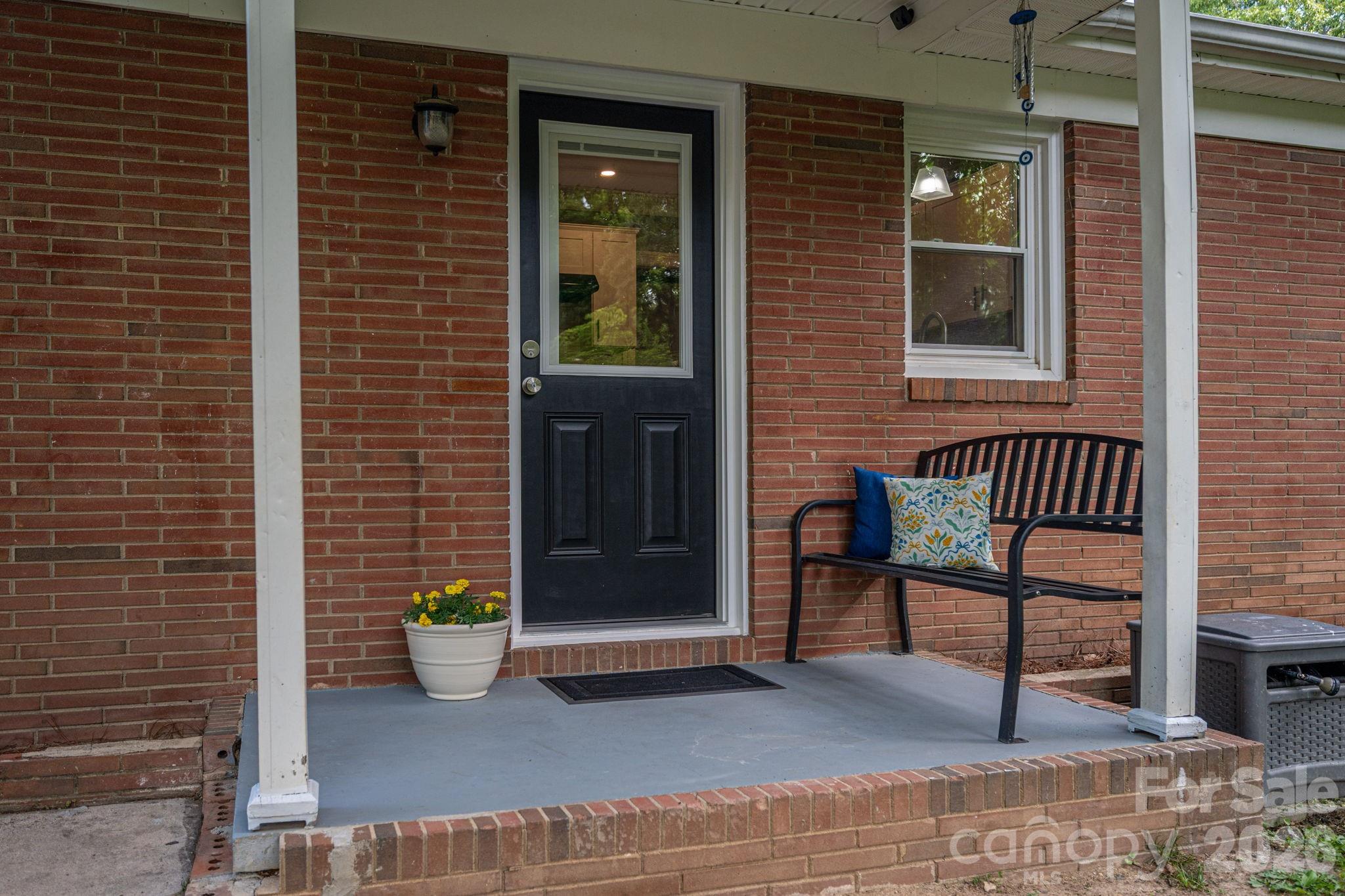 704 Dogwood Avenue — Lincolnton