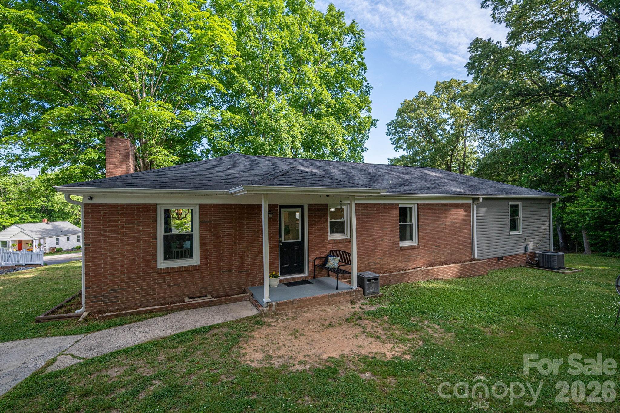 704 Dogwood Avenue — Lincolnton