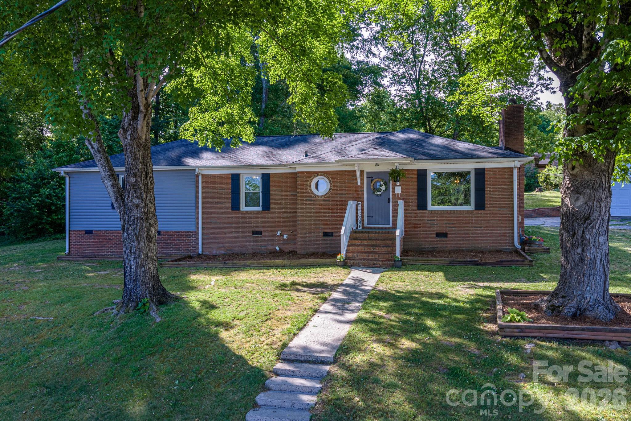 704 Dogwood Avenue — Lincolnton