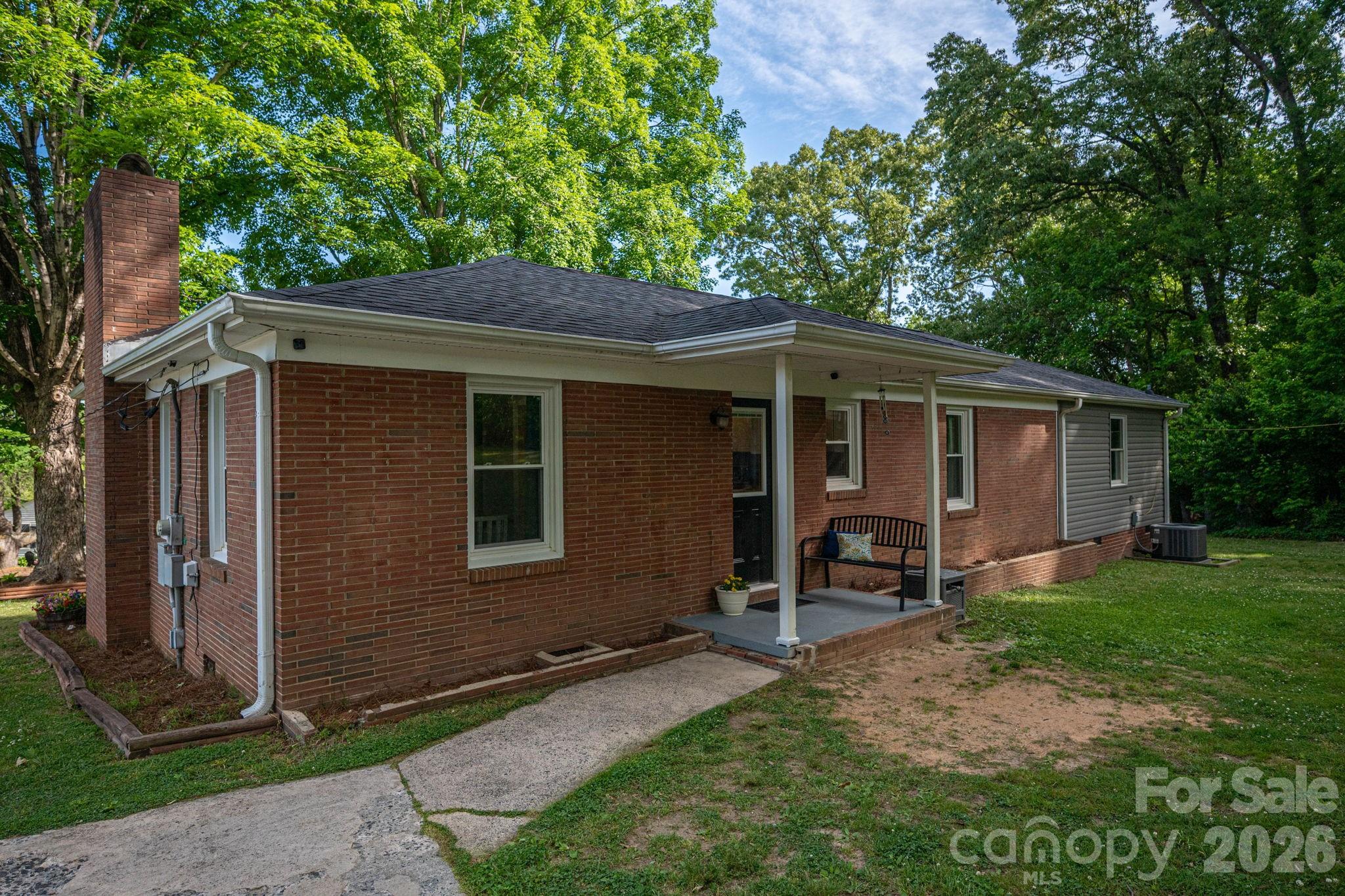 704 Dogwood Avenue — Lincolnton