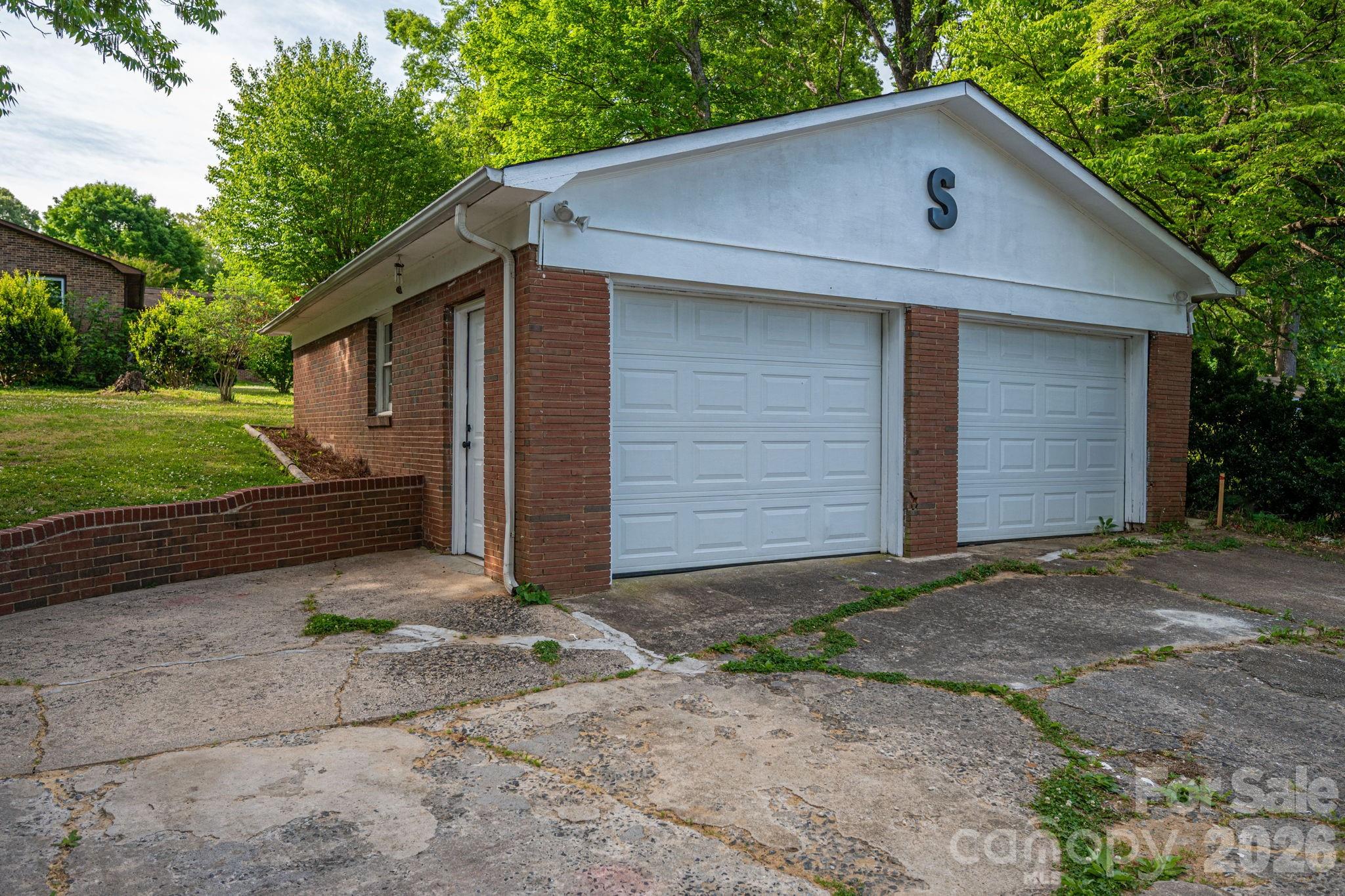 704 Dogwood Avenue — Lincolnton