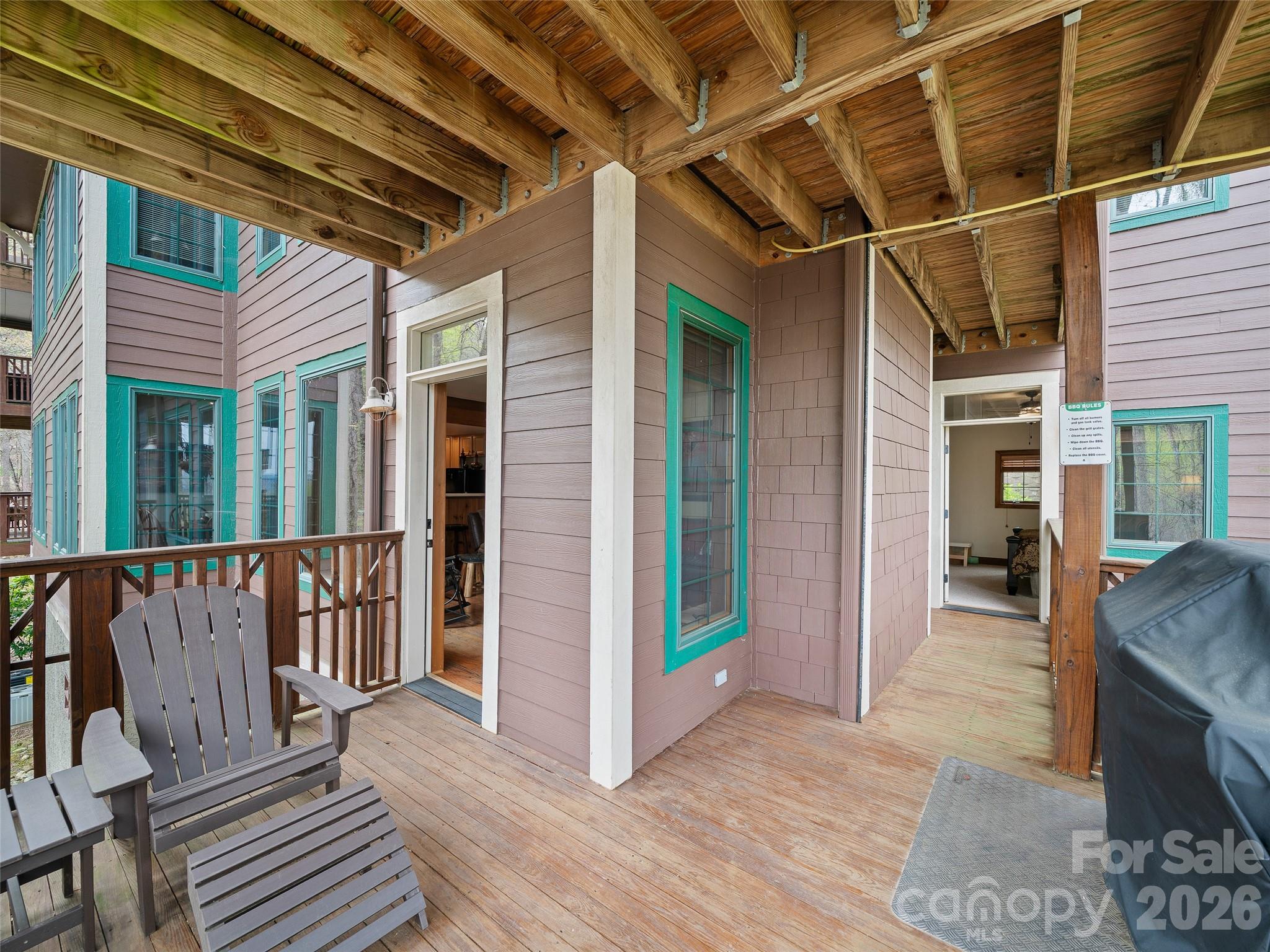 81 Creekside Way #F-101 — Burnsville