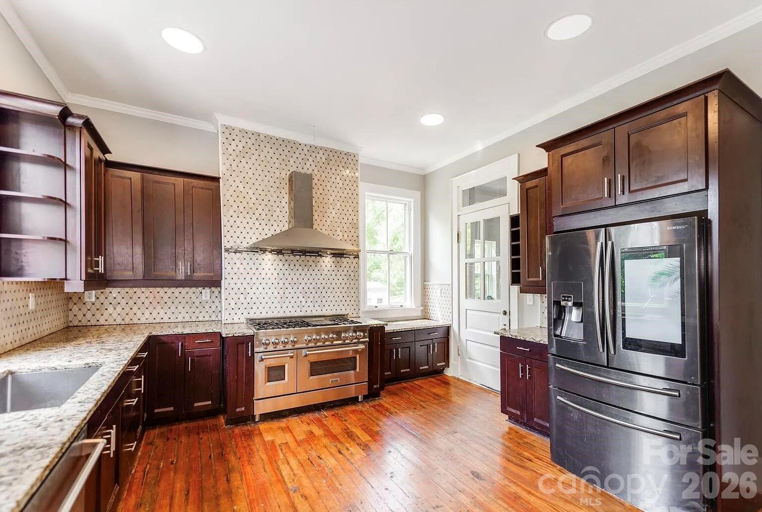 128 W End Street — Chester