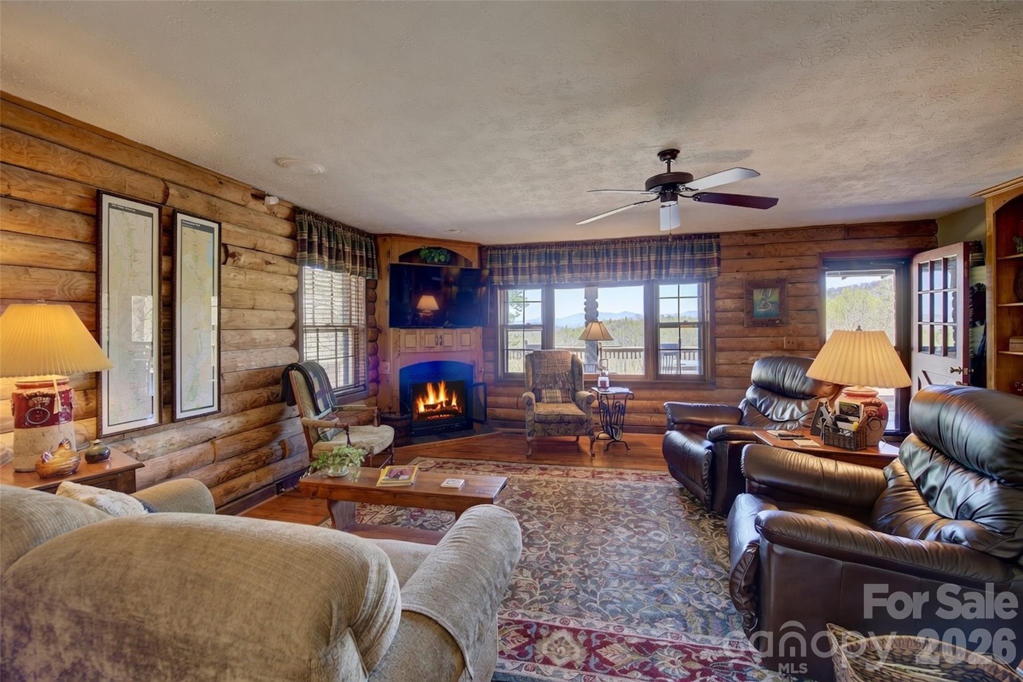 551 Carvers Knob Road — Spruce Pine