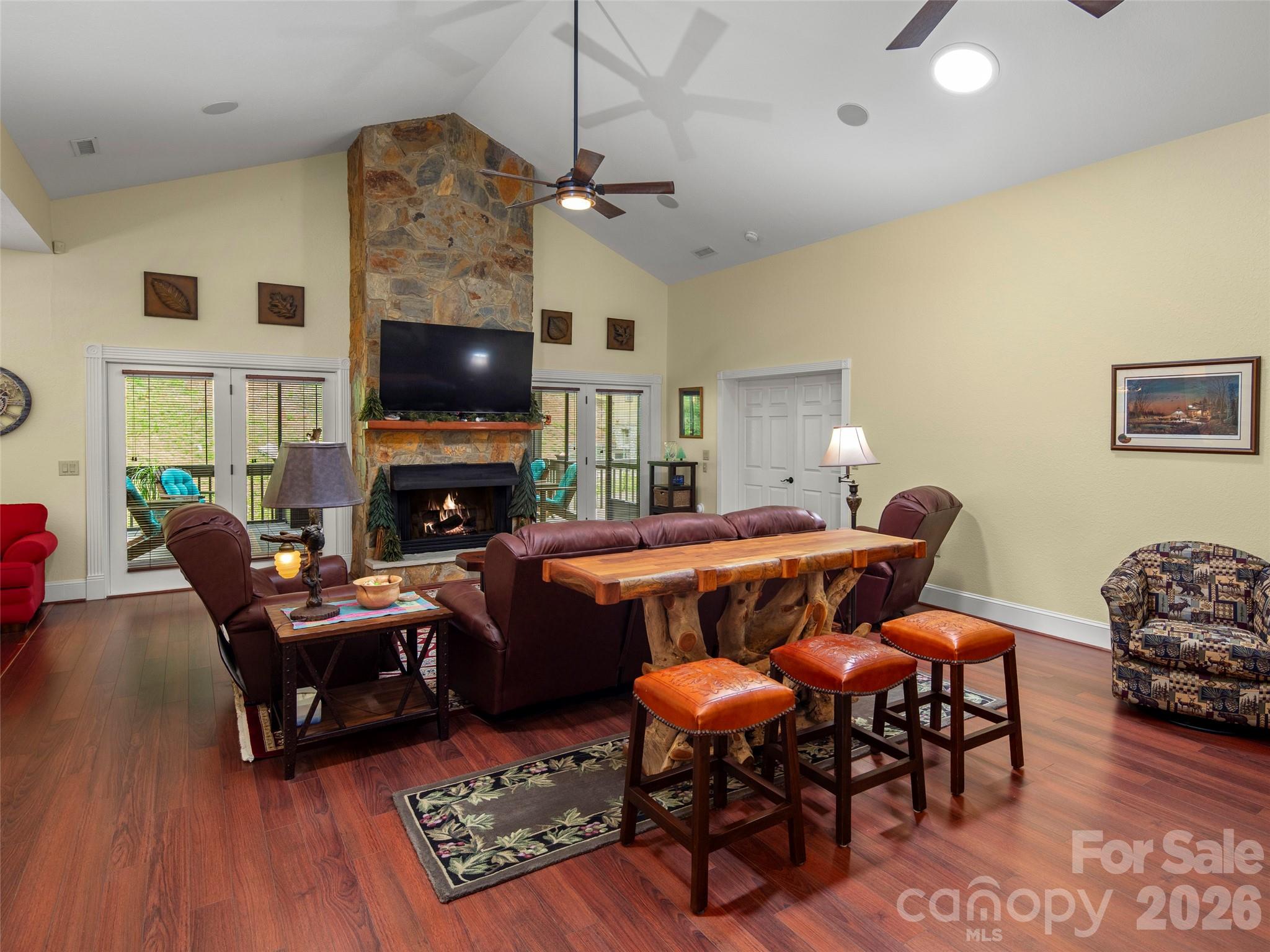 79 Ward Road — Maggie Valley