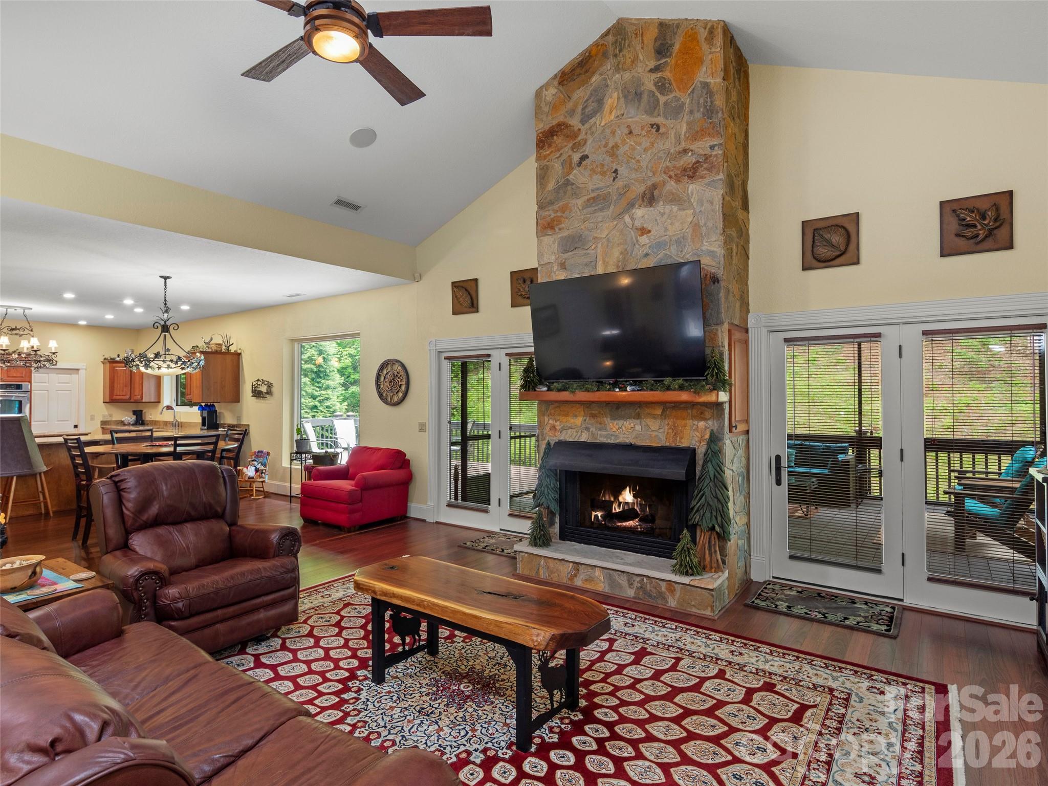 79 Ward Road — Maggie Valley