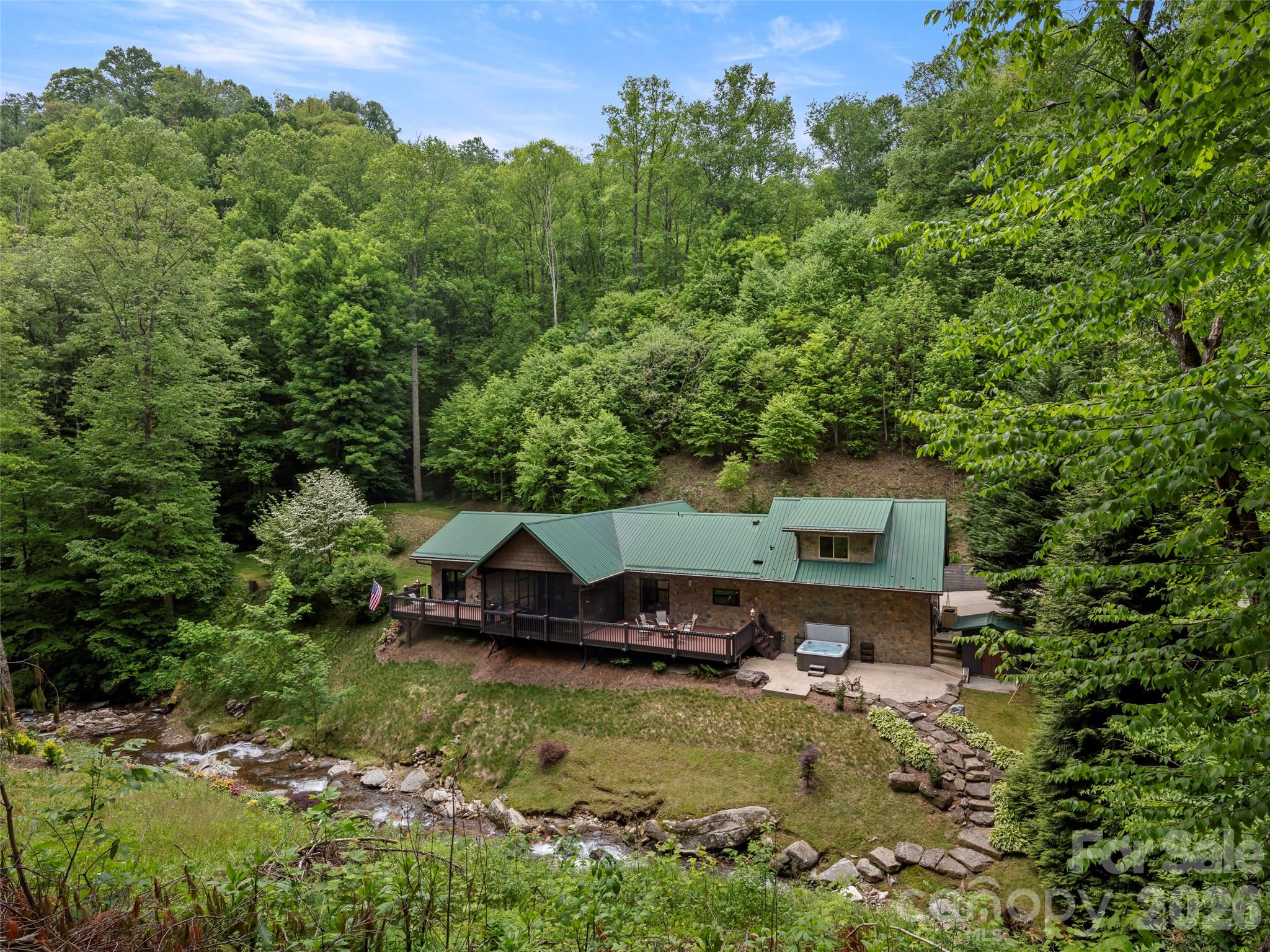 79 Ward Road — Maggie Valley