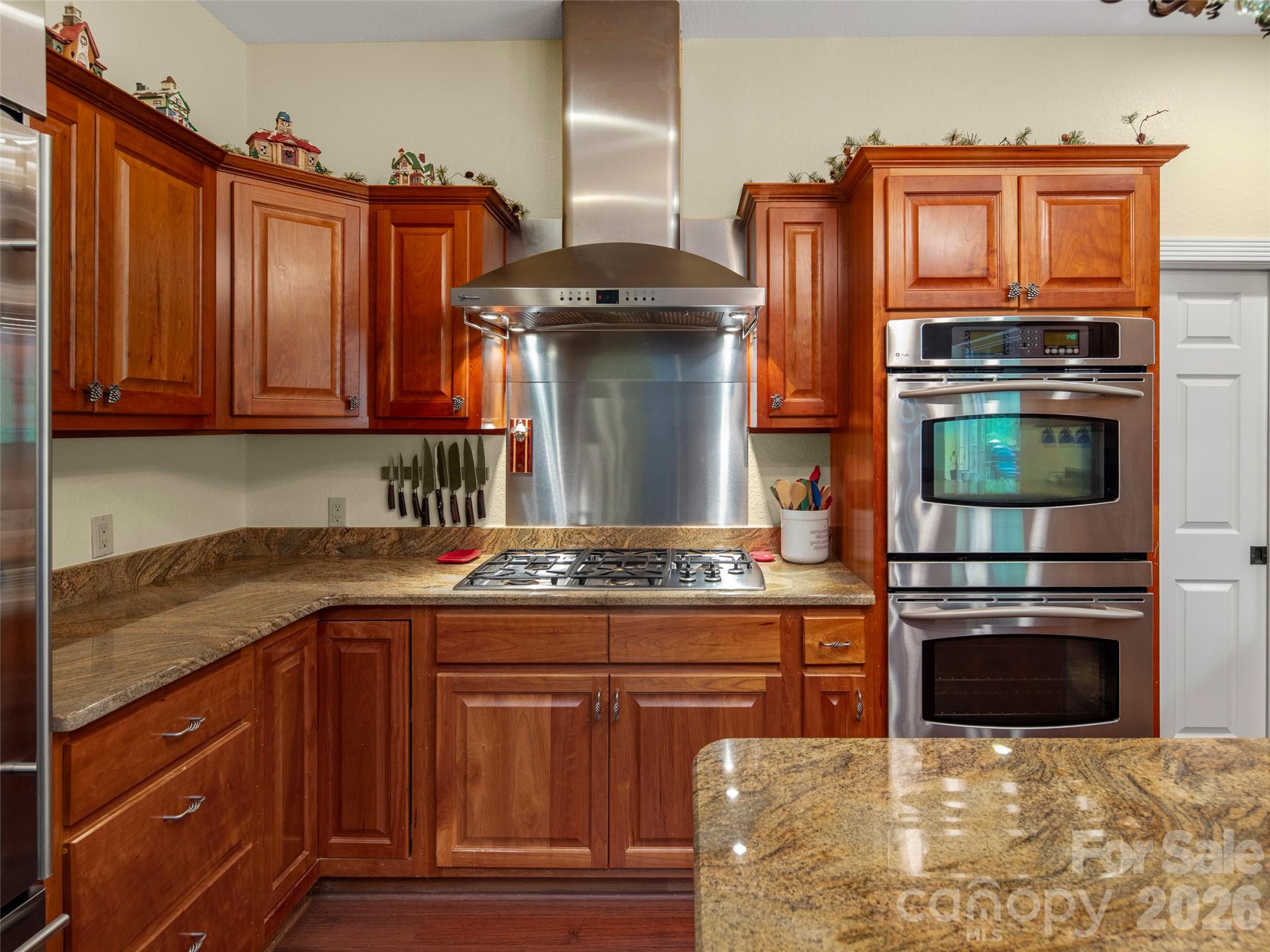 79 Ward Road — Maggie Valley