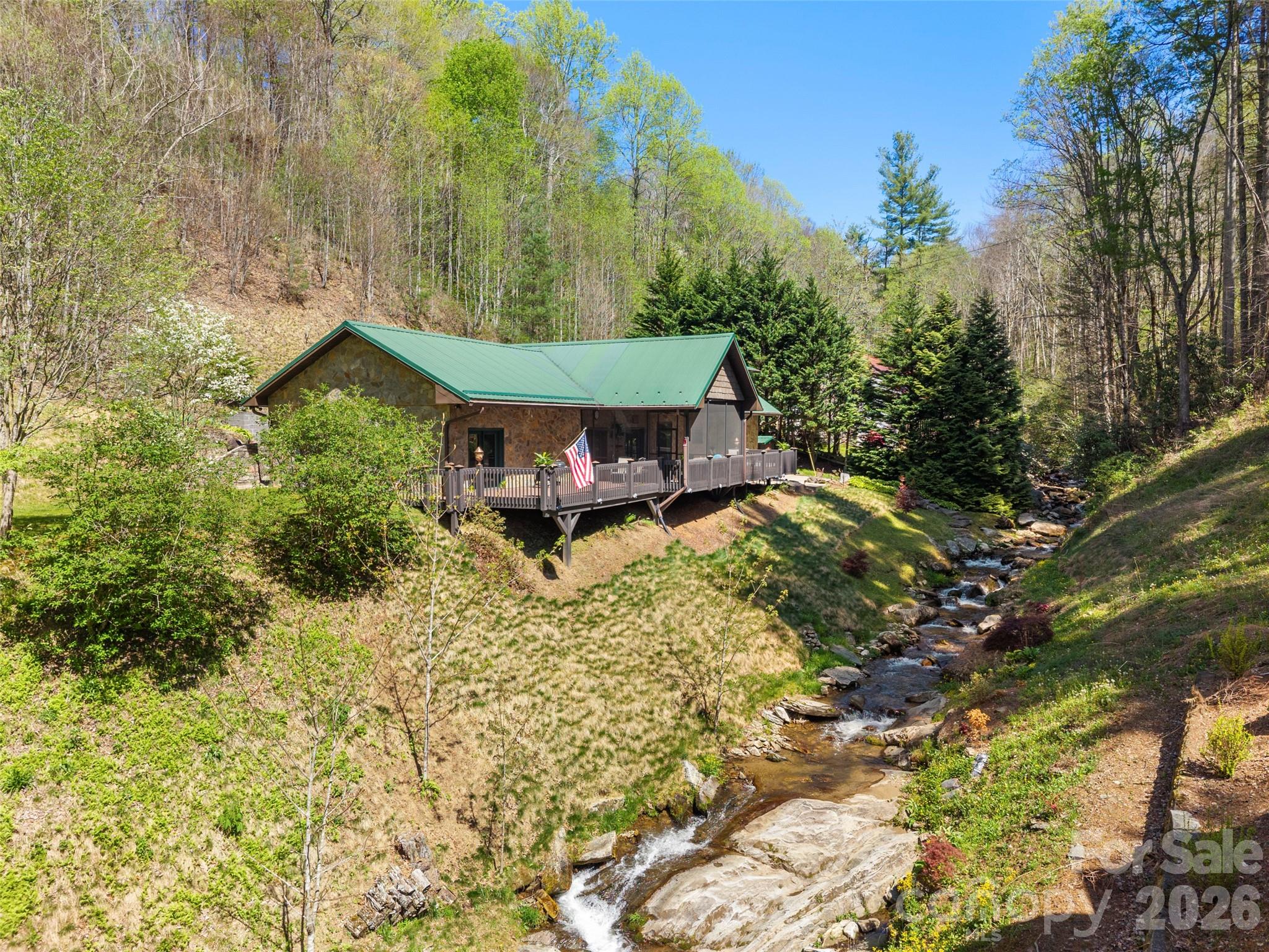 79 Ward Road — Maggie Valley