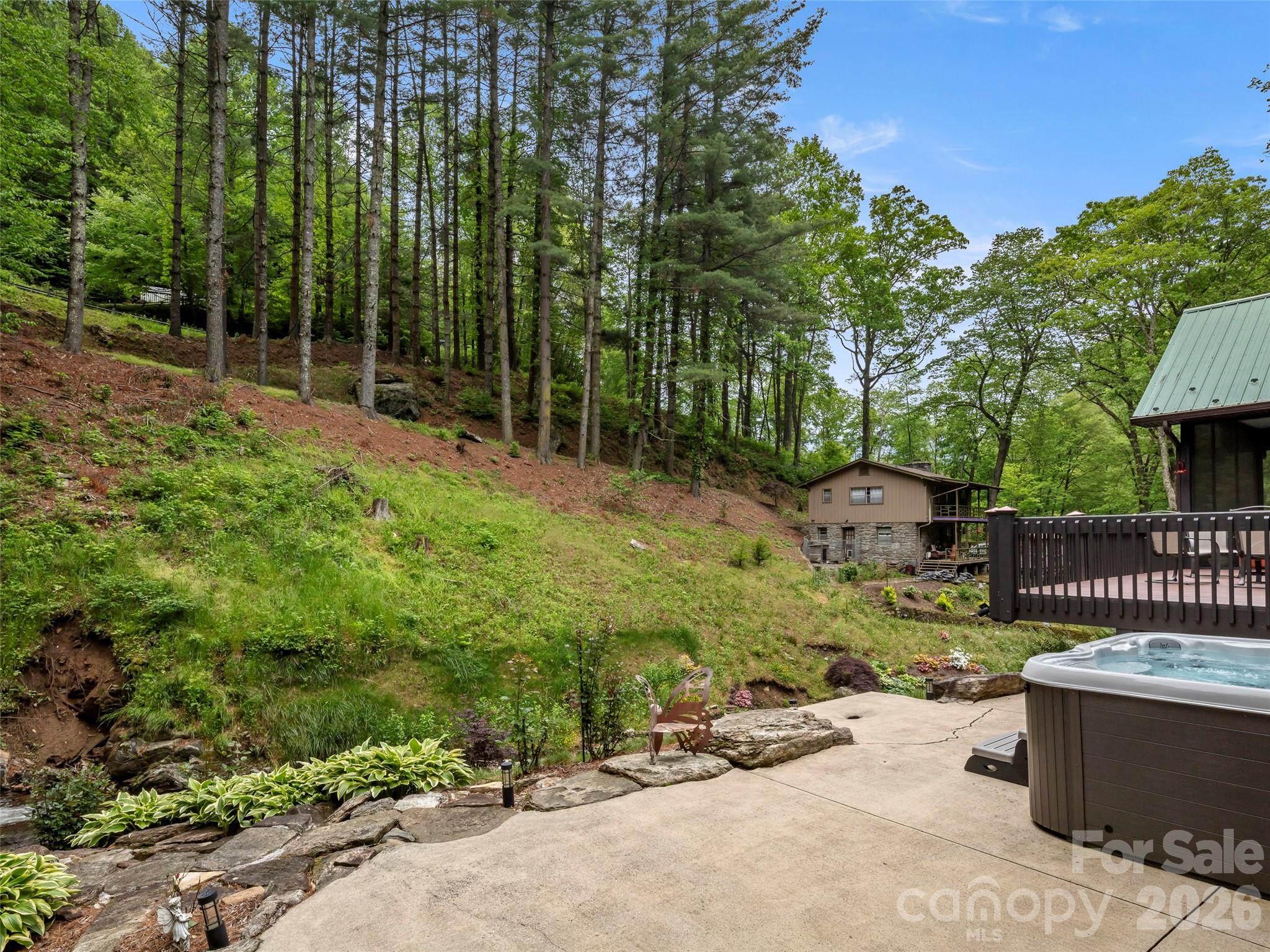 79 Ward Road — Maggie Valley