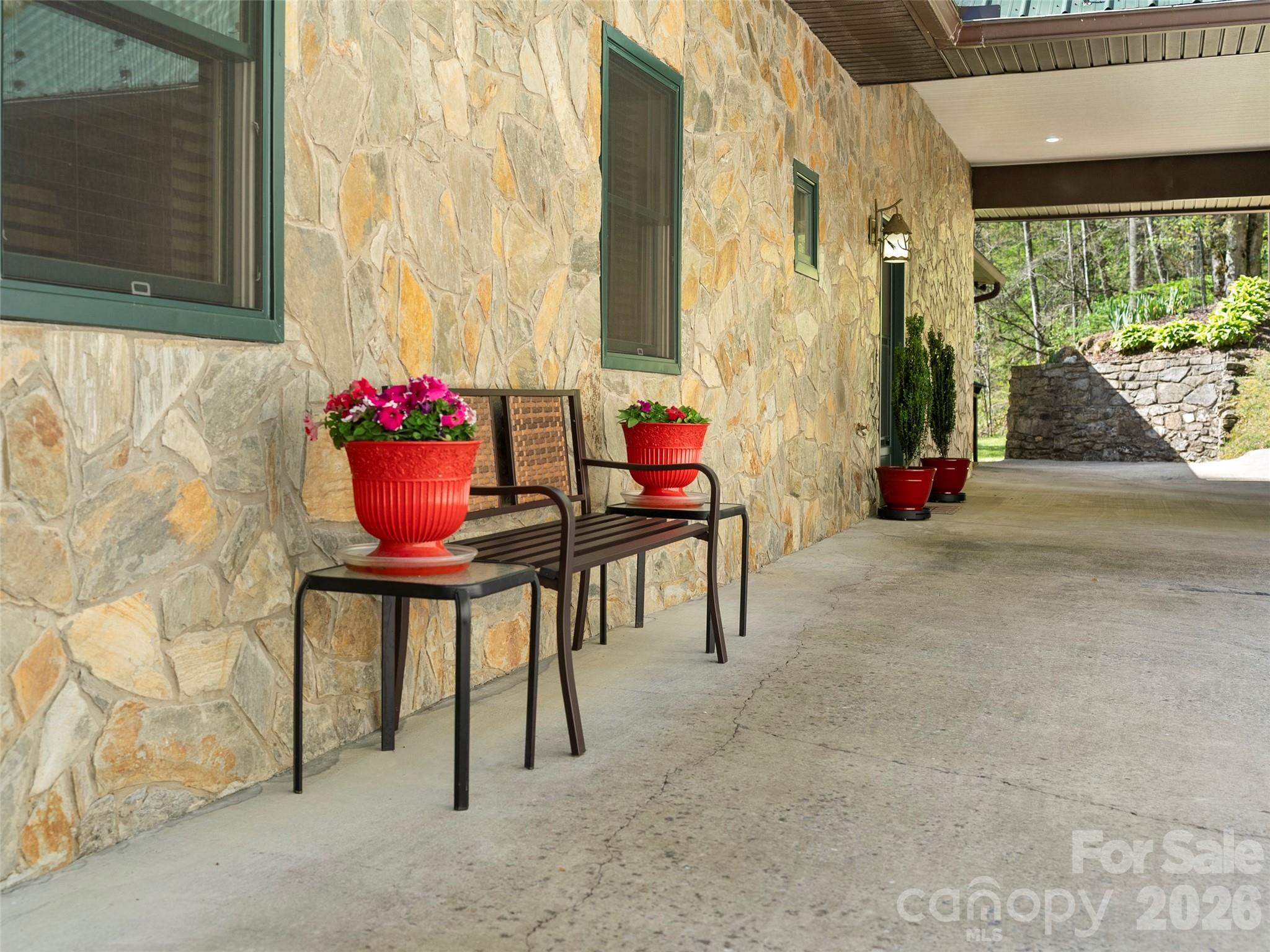 79 Ward Road — Maggie Valley