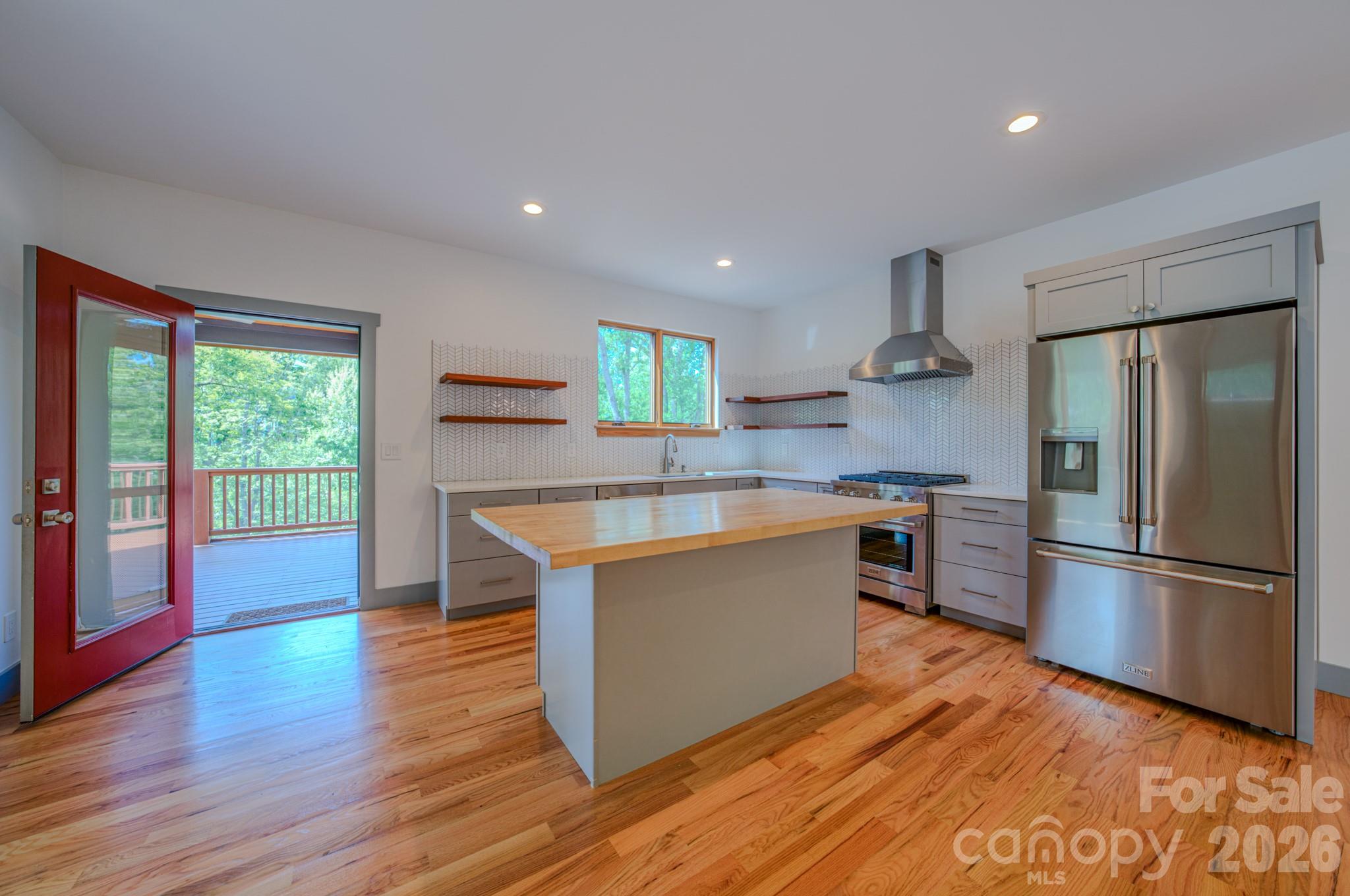 87 Deaver Street — Asheville