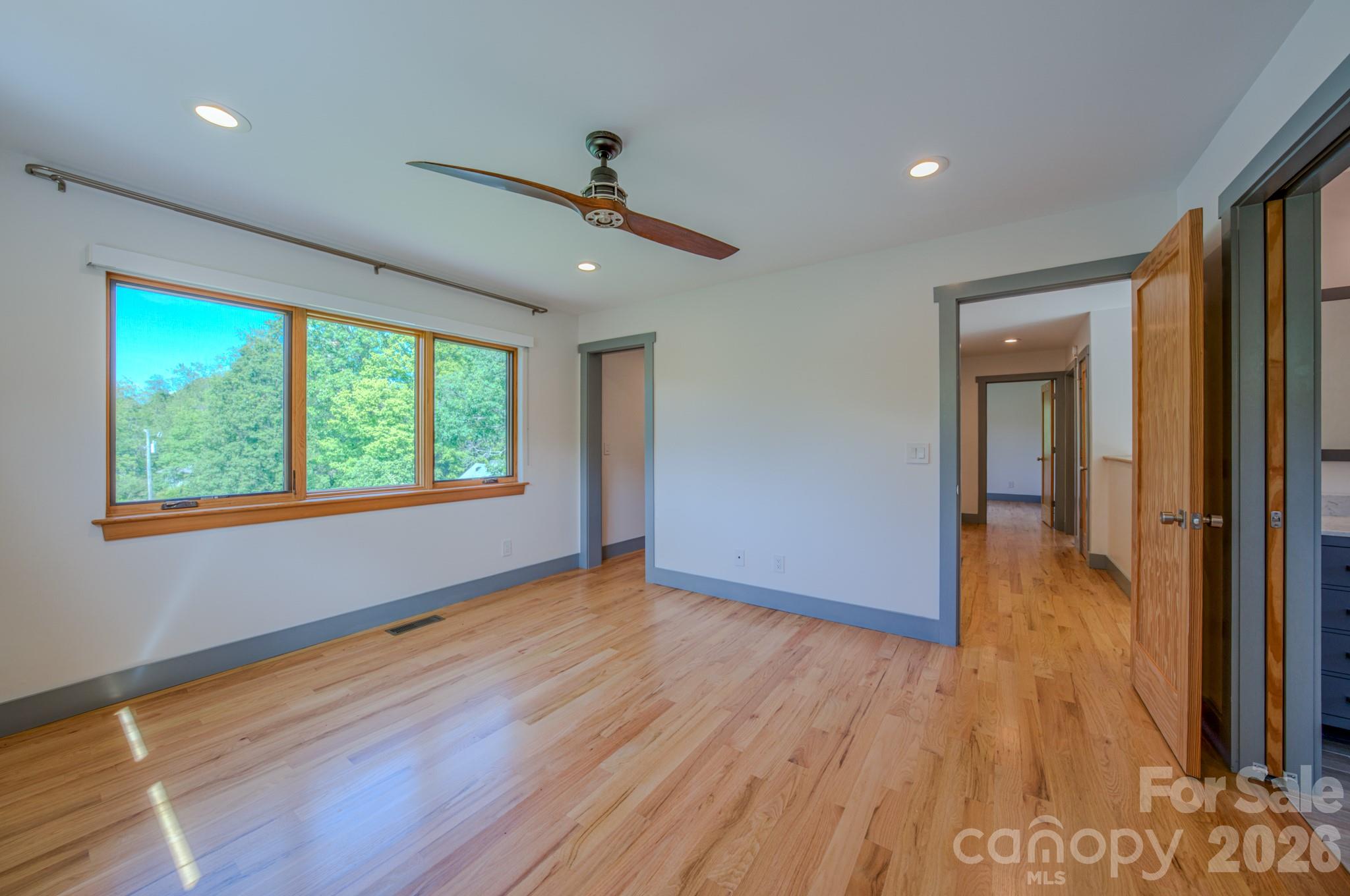 87 Deaver Street — Asheville