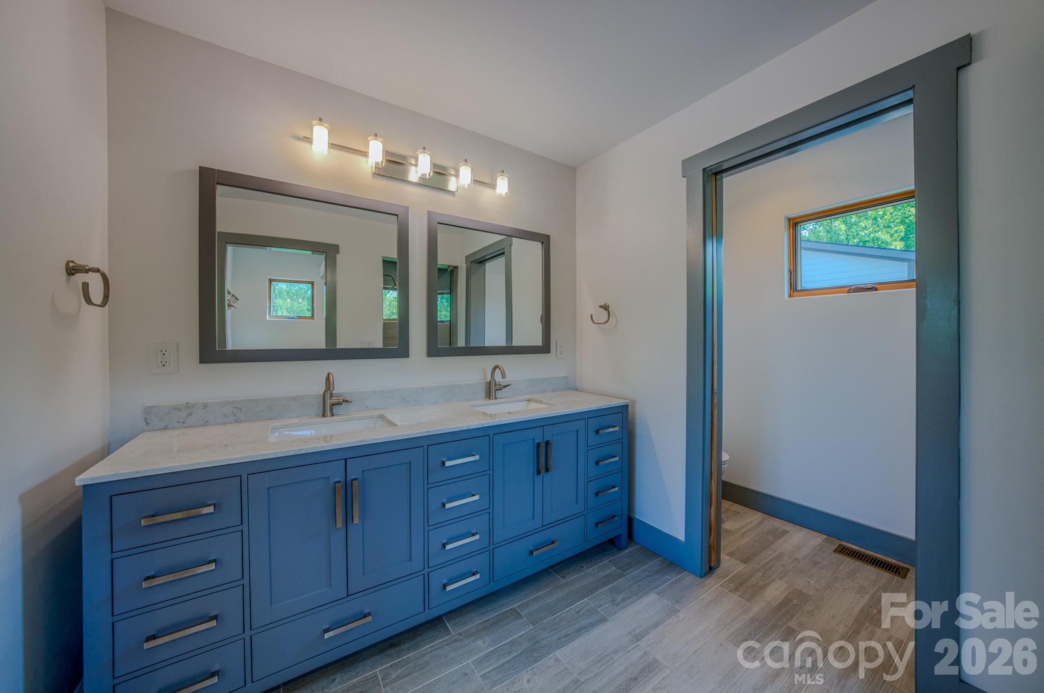 87 Deaver Street — Asheville