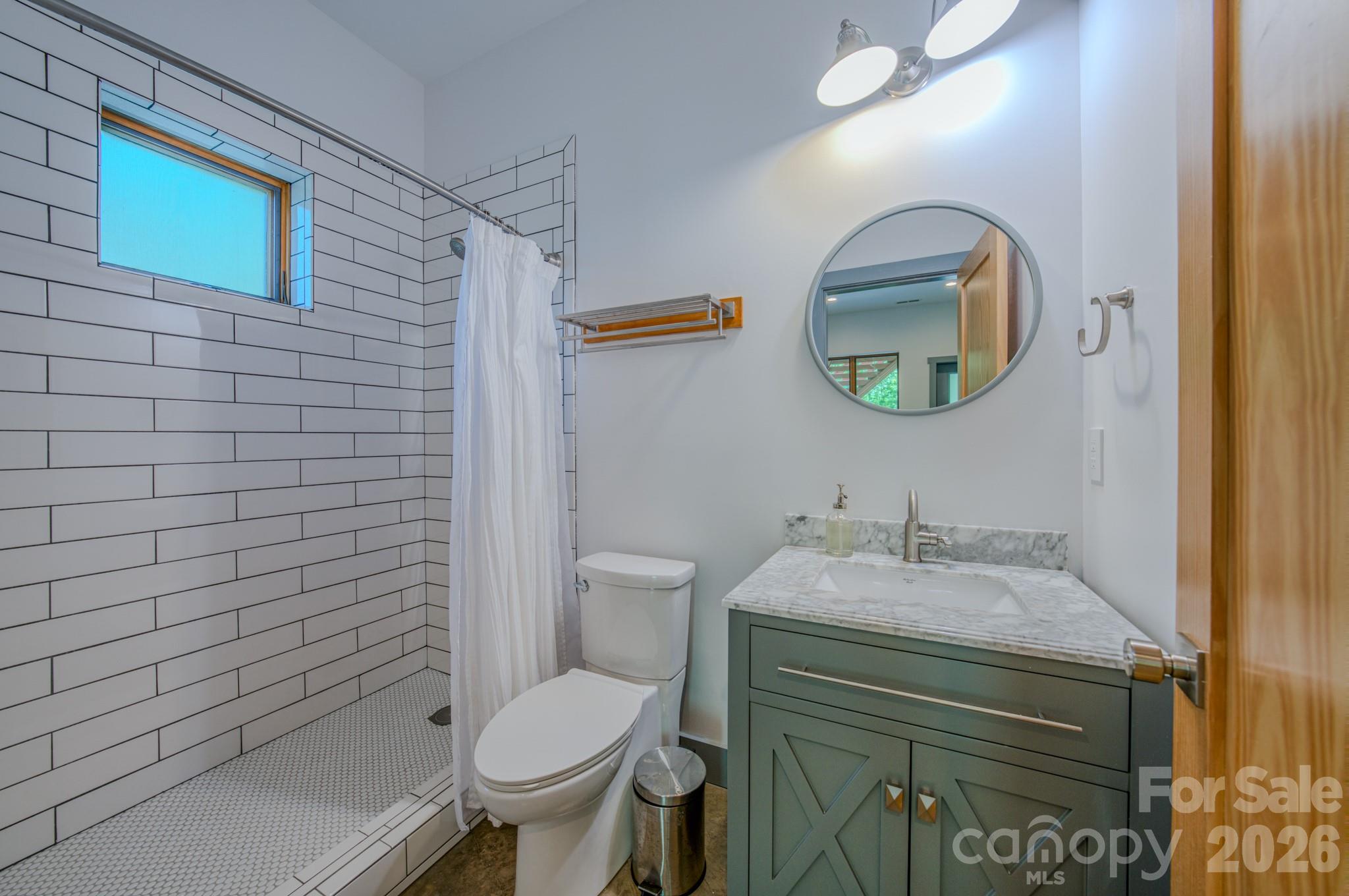 87 Deaver Street — Asheville