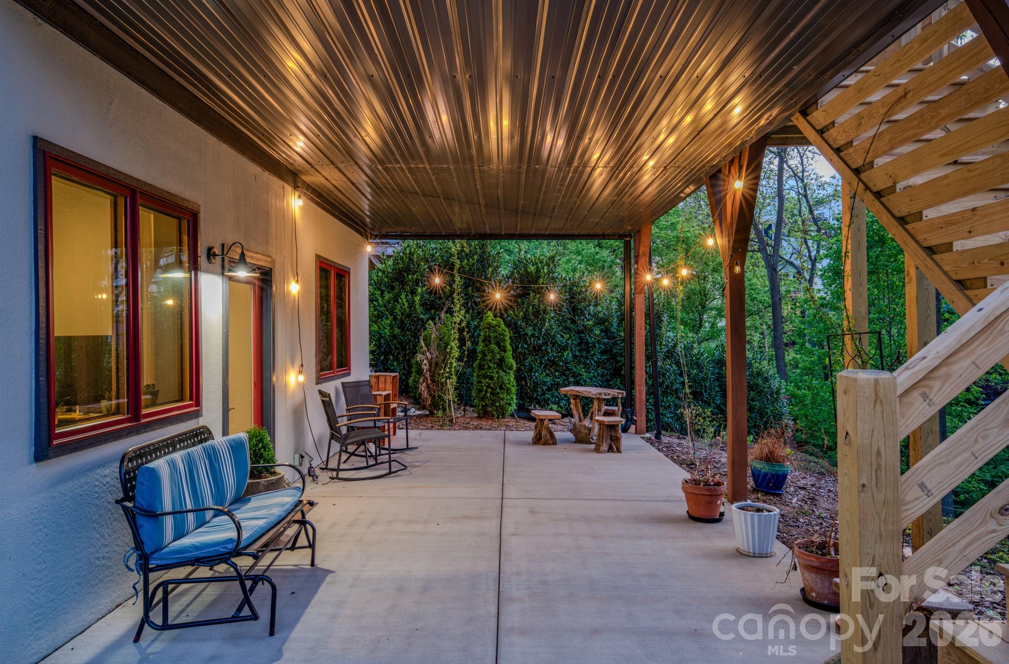 87 Deaver Street — Asheville