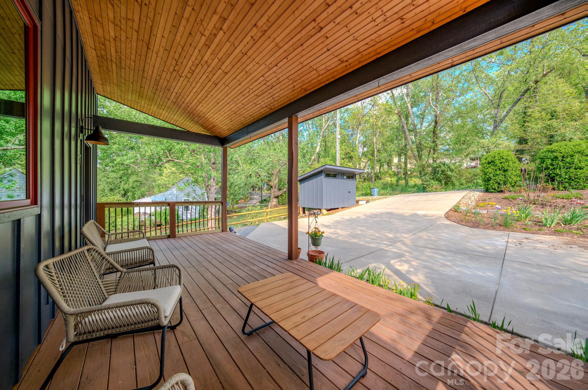 87 Deaver Street — Asheville