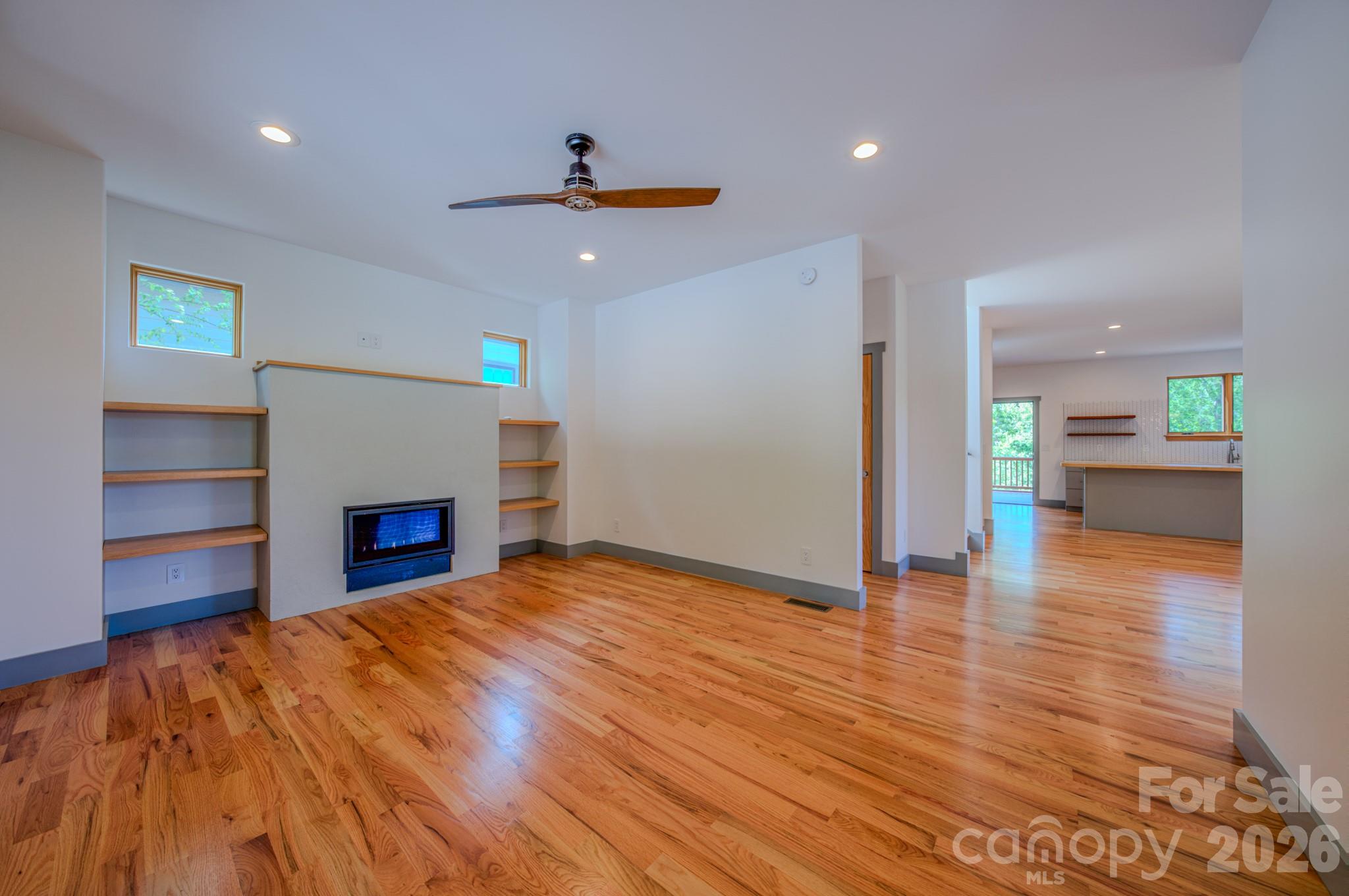 87 Deaver Street — Asheville