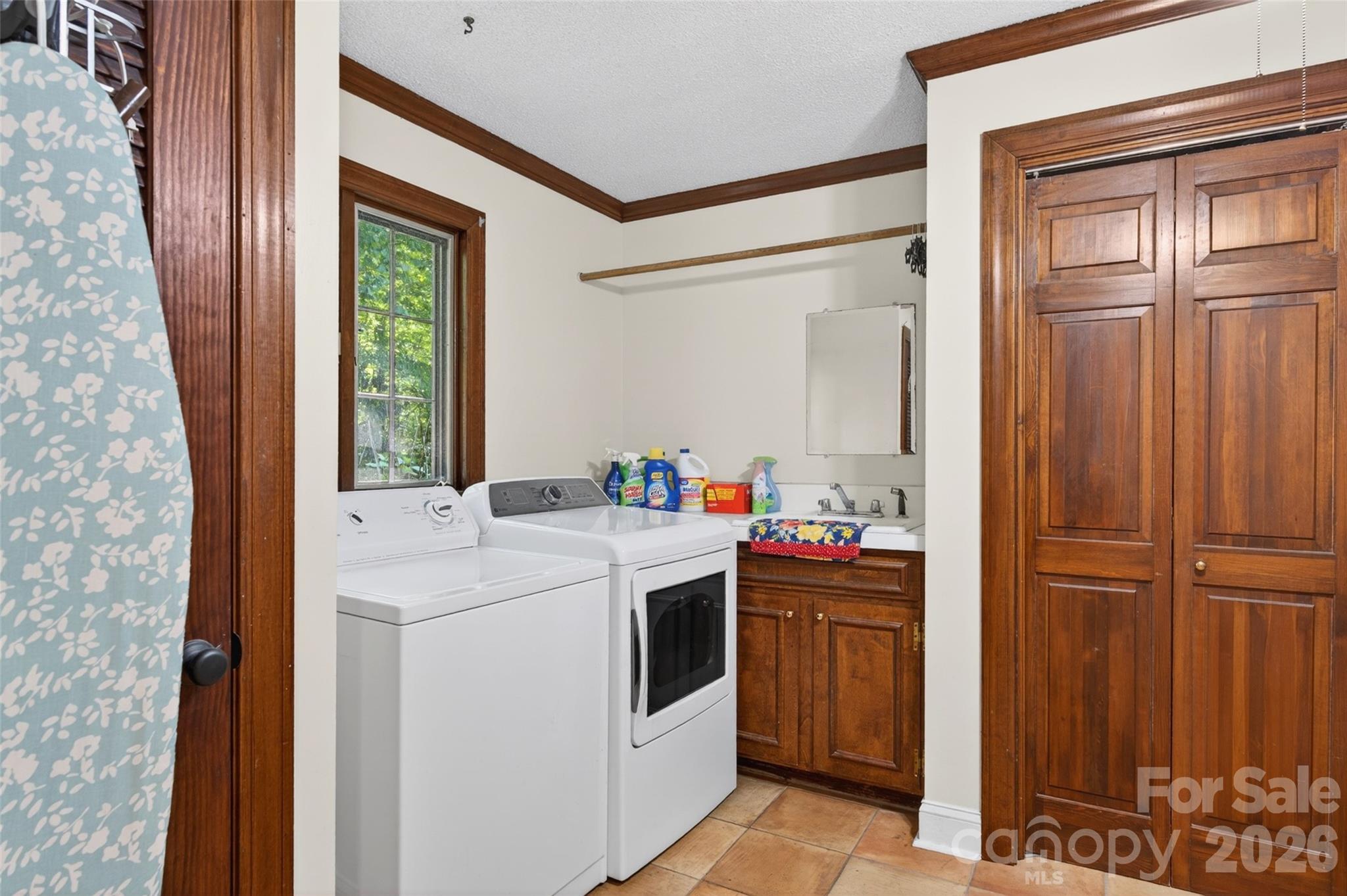 537 Saint Cloud Drive — Statesville