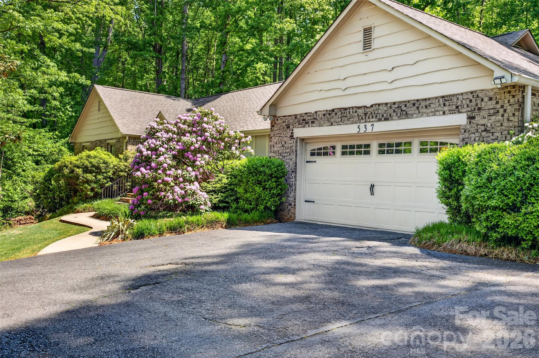537 Saint Cloud Drive — Statesville