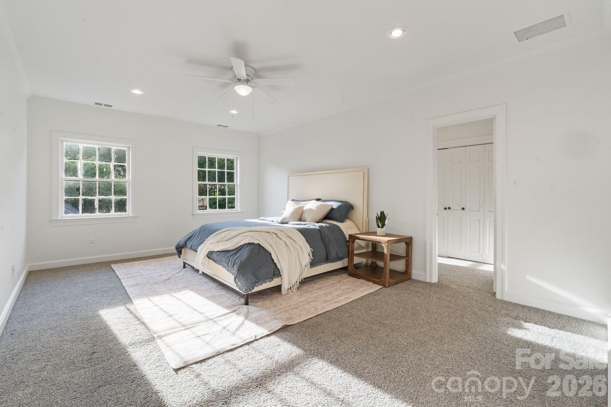 1486 Knolls Drive — Newton